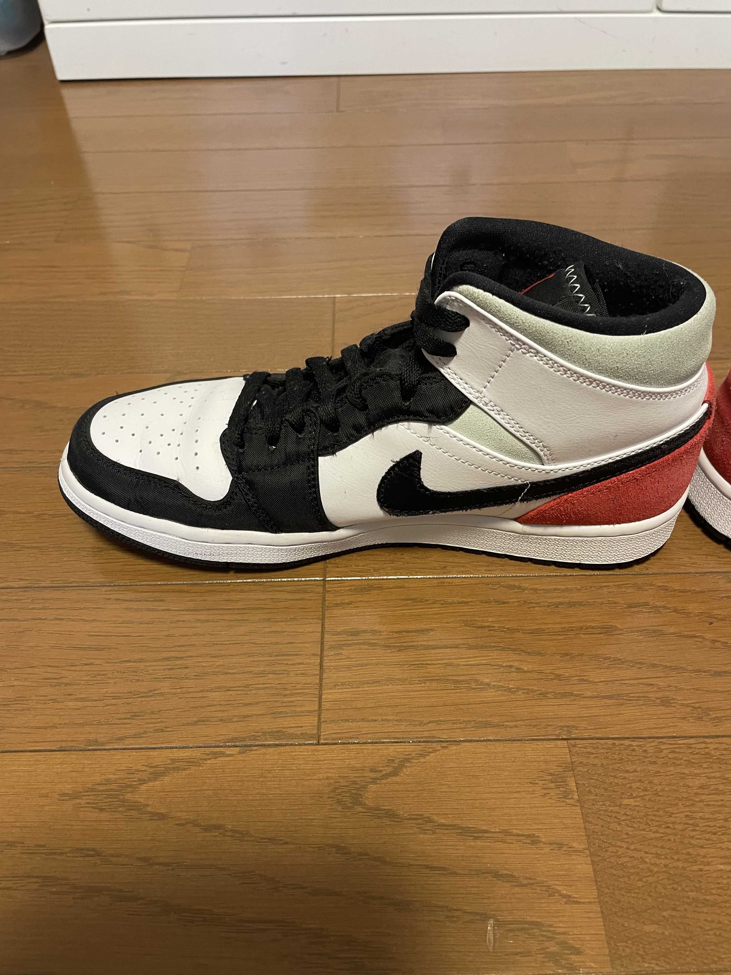 Nike Air Jordan 1 Mid SE "Black/Red/White"