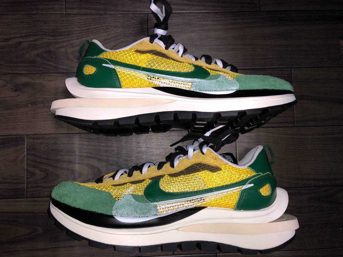 sacai × Nike Vapor Waffle "Tour Yellow/Stadium Green-Sail"