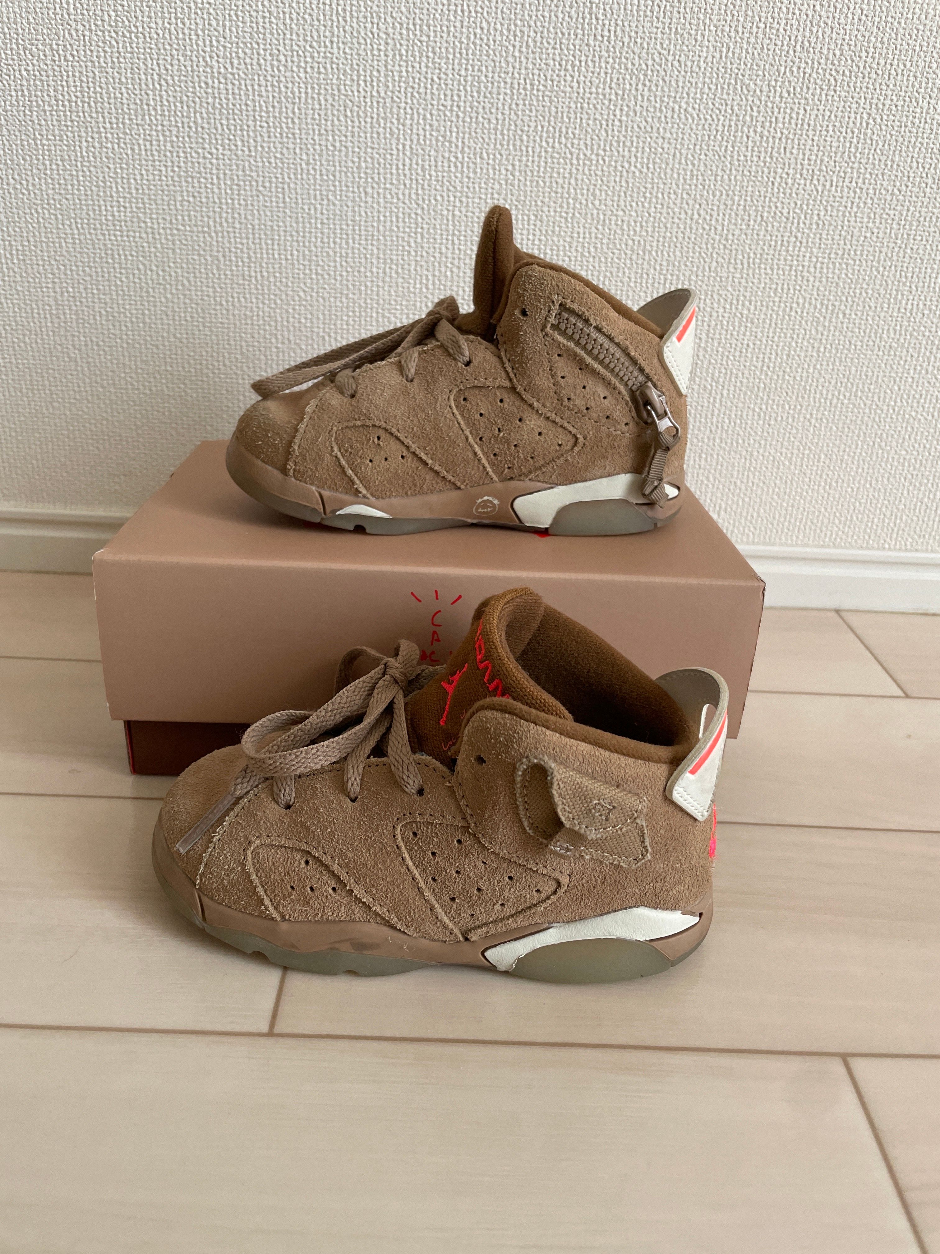 Travis Scott × Nike TD Air Jordan 6 "British Khaki"