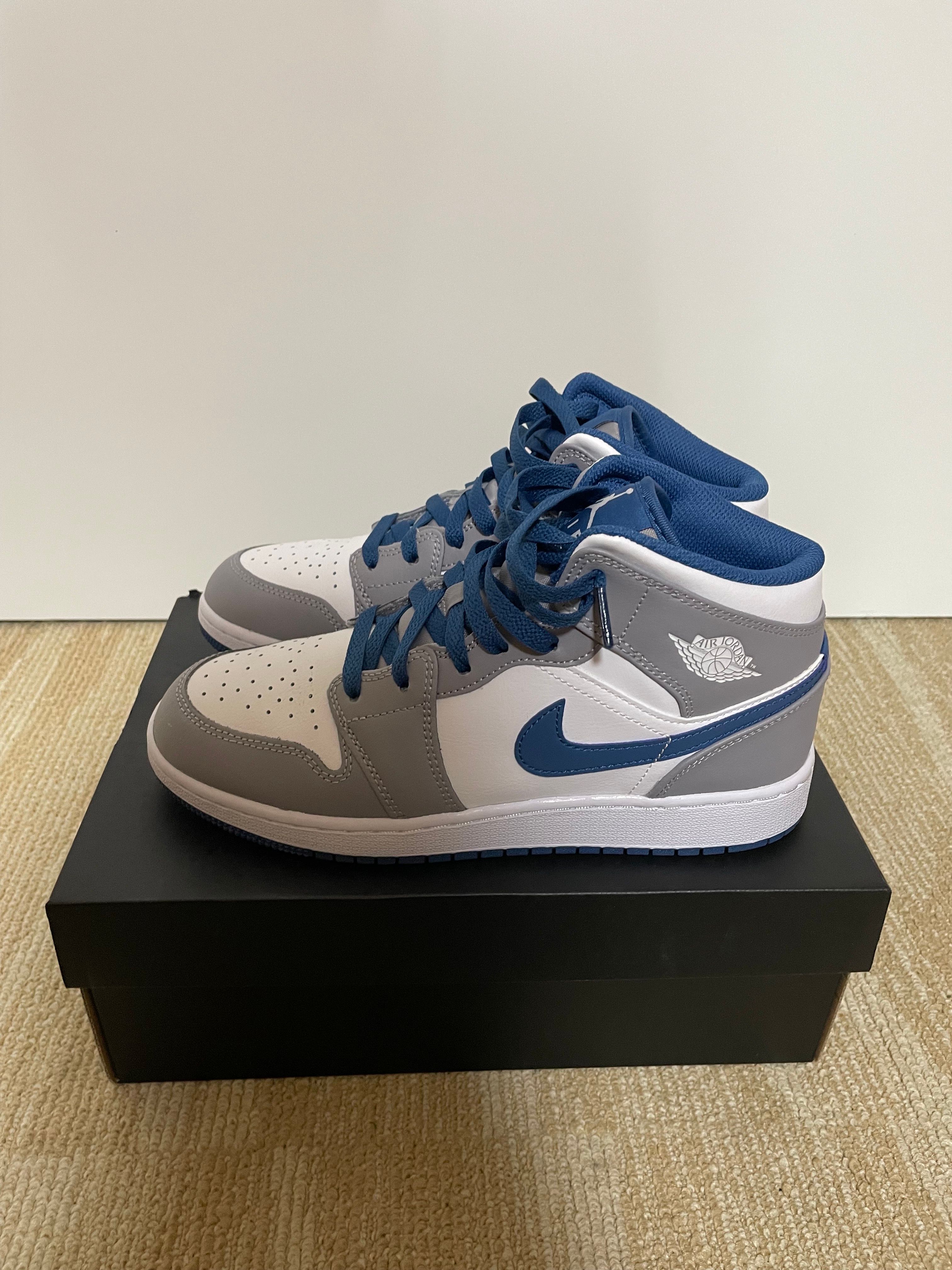 Nike GS Air Jordan 1 Mid "True Blue"