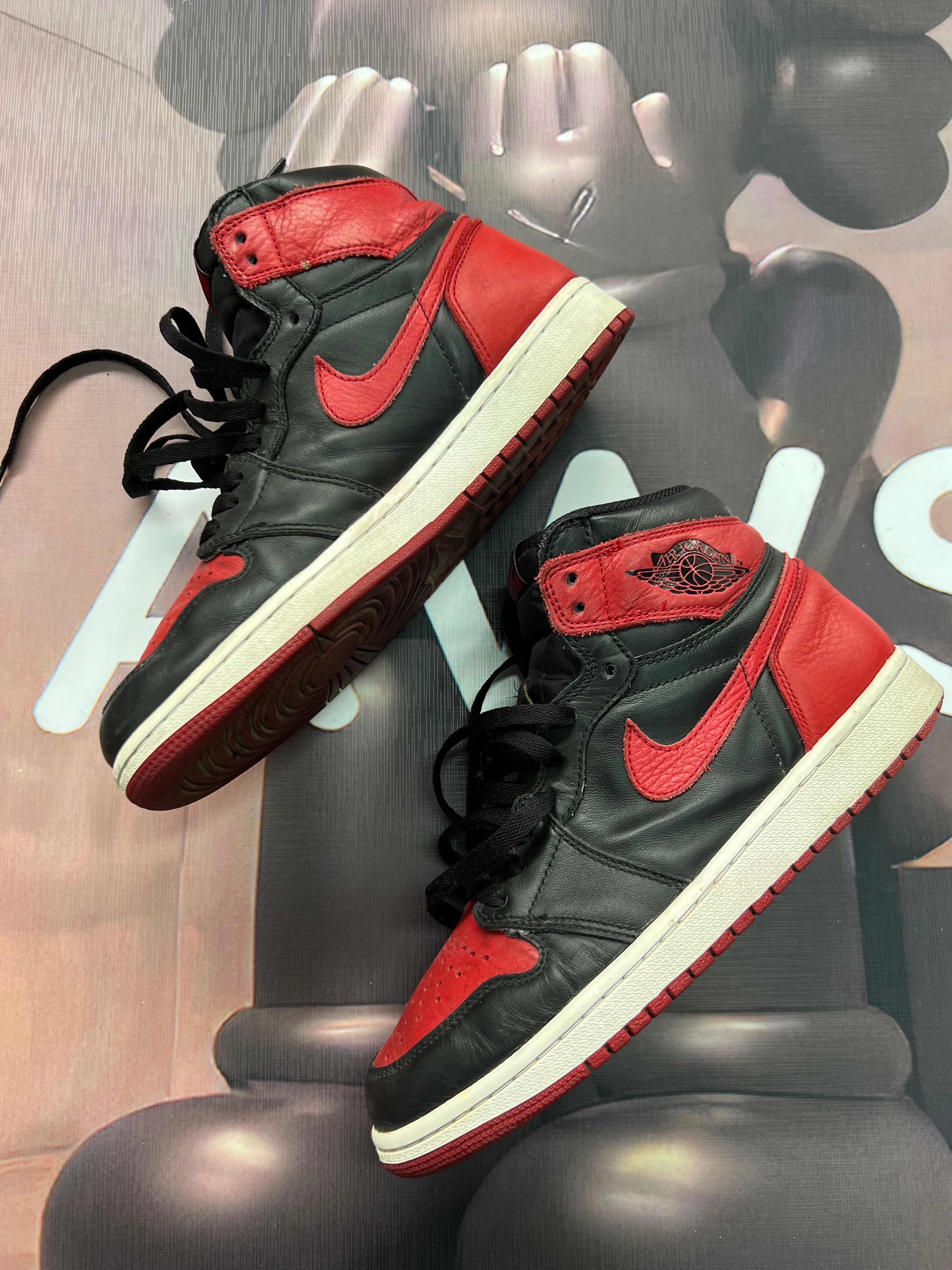 Nike Air Jordan 1 Retro High OG "Bred/Banned" (2016)