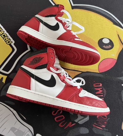 Nike Air Jordan 1 Retro High "Chicago" (2015)