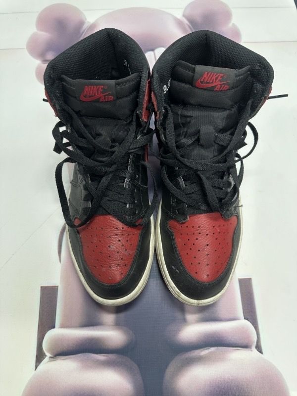 Nike Air Jordan 1 Retro High OG "Bred/Banned" (2016)