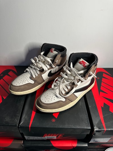 Travis Scott × Nike Air Jordan 1 Retro High OG TS SP "Sail/Dark Mocha"