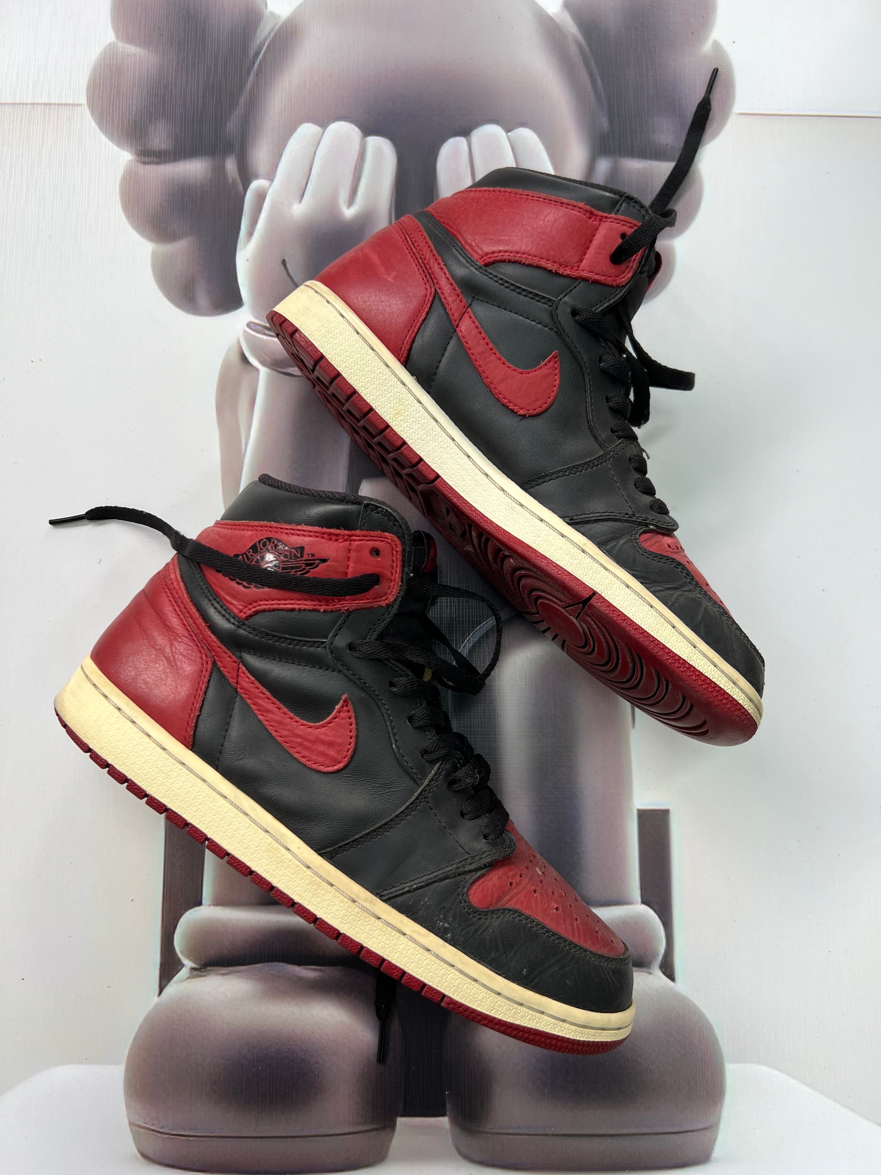 Nike Air Jordan 1 Retro High OG "Bred/Banned" (2016)