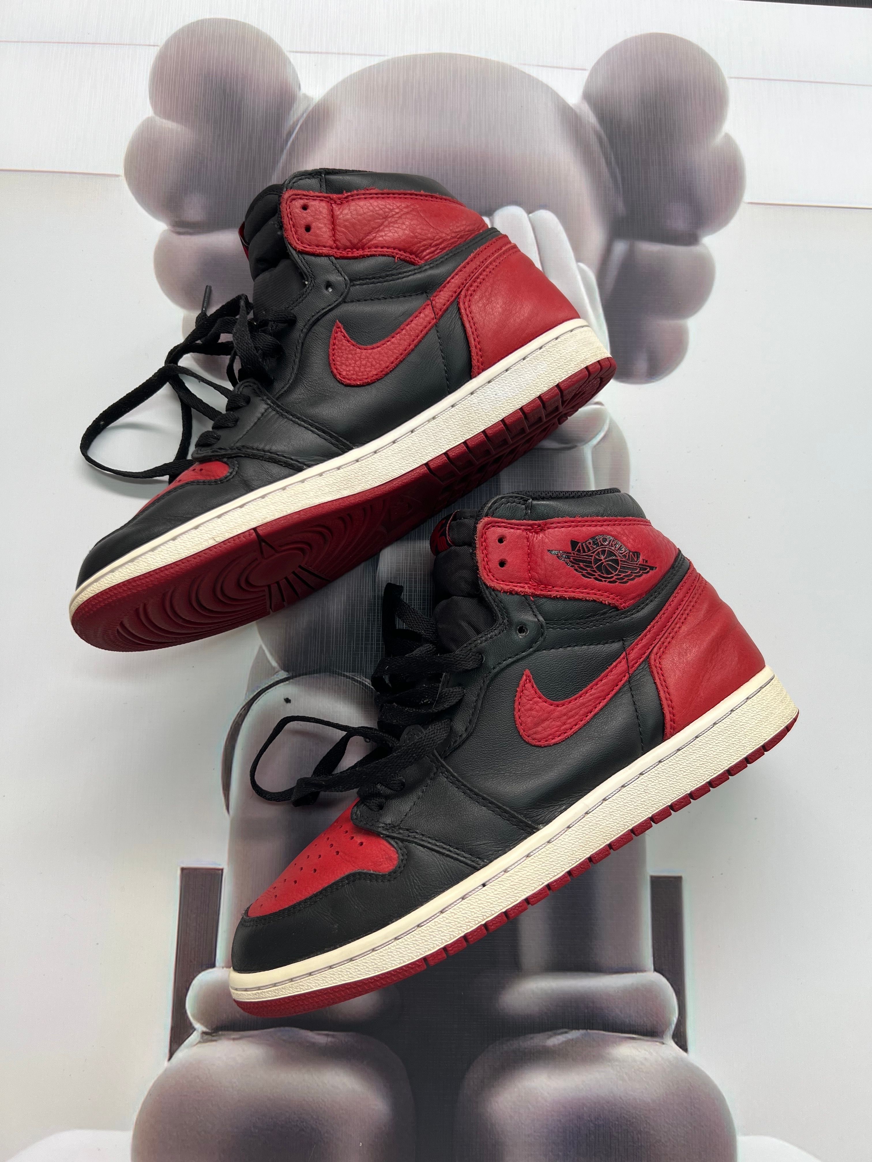 Nike Air Jordan 1 Retro High OG "Bred/Banned" (2016)