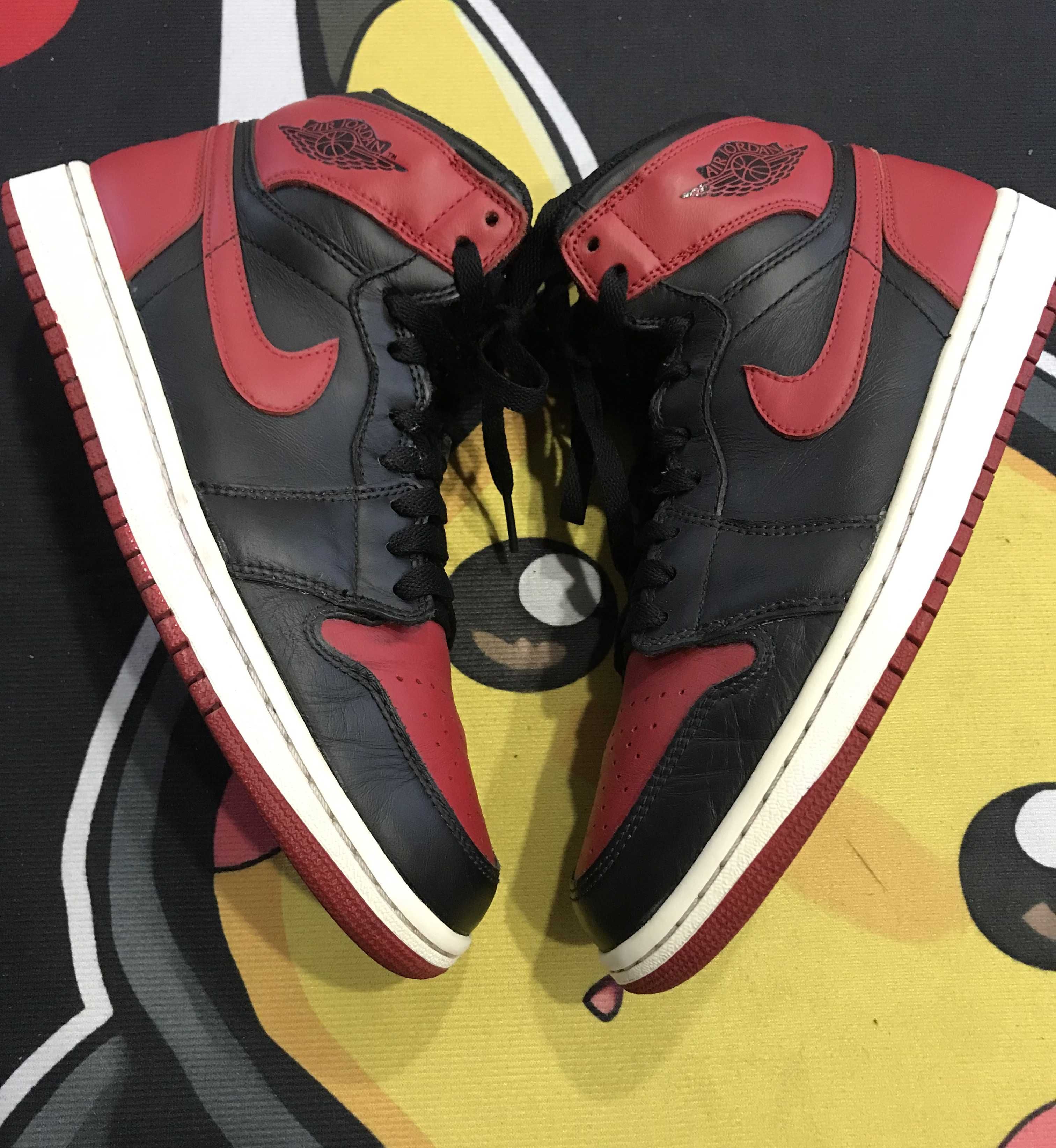 Nike Air Jordan 1 Retro High OG "Bred" (2013)