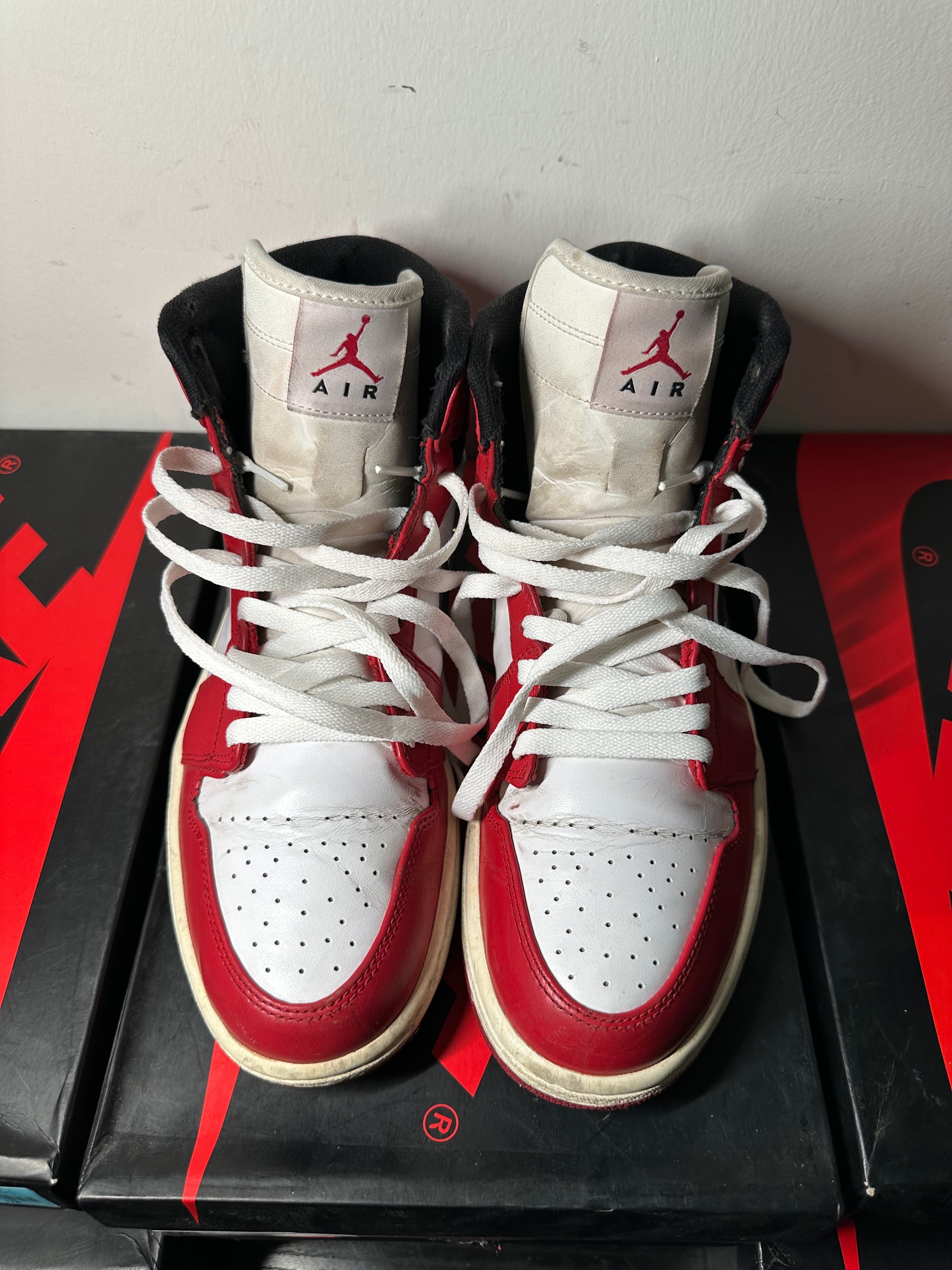 Nike Air Jordan 1 Retro High "Chicago" (2013)