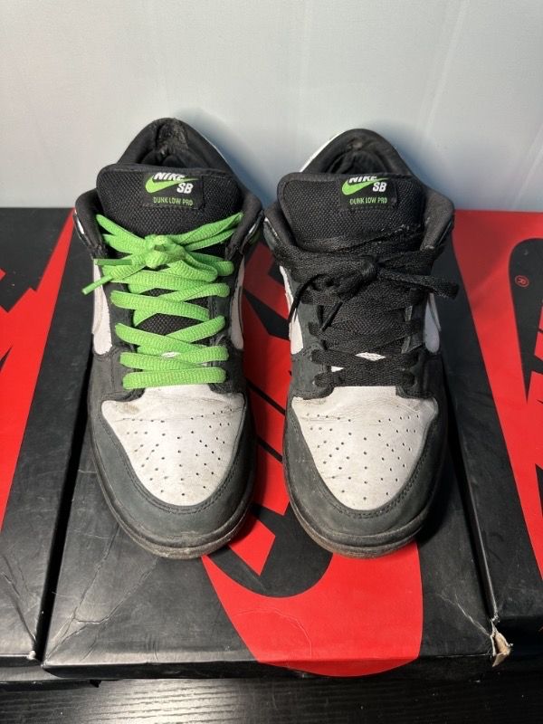 STAPLE × Nike SB Dunk Low "Pigeon Black/White"