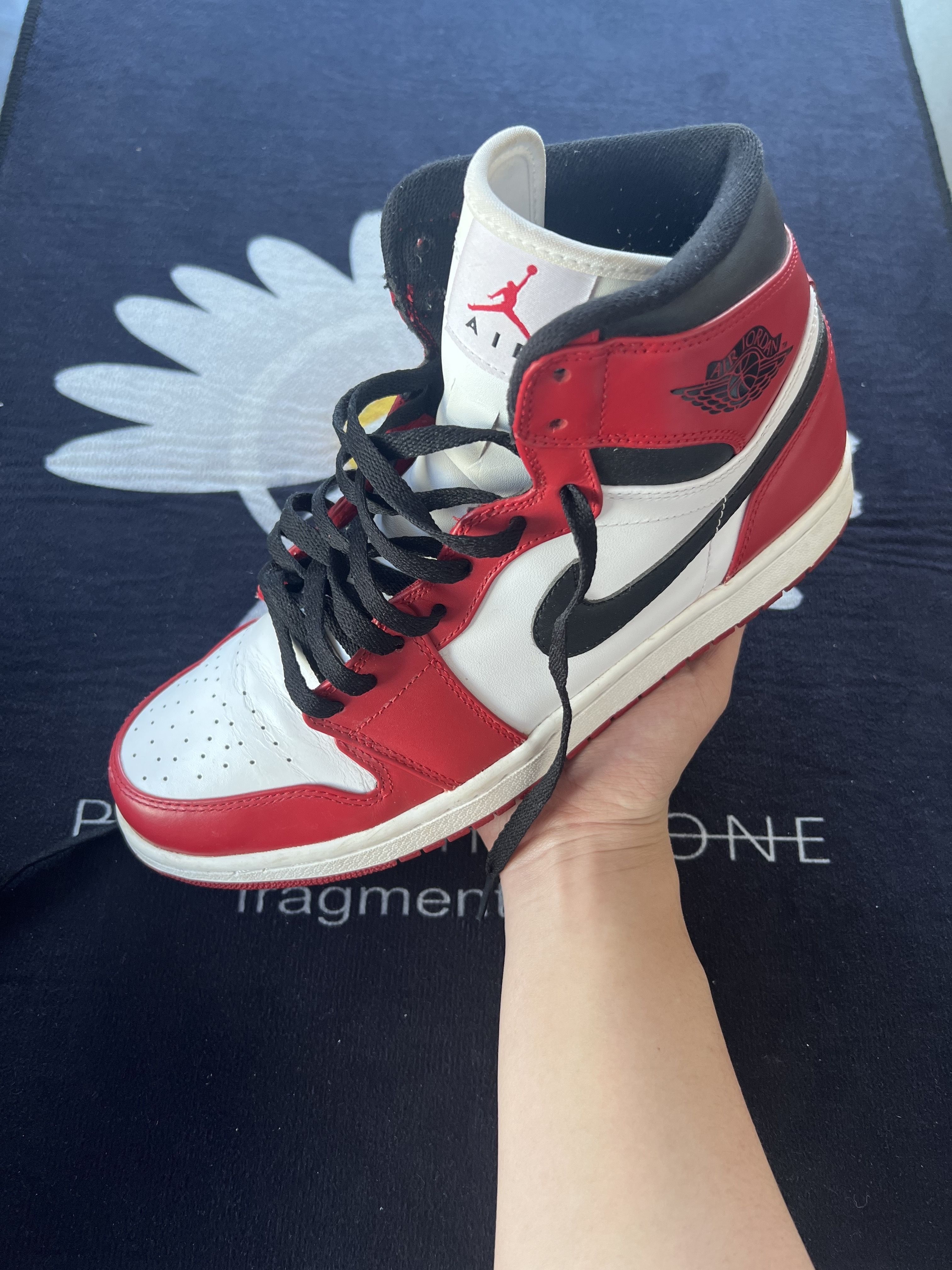 Nike Air Jordan 1 Retro High "Chicago" (2013)