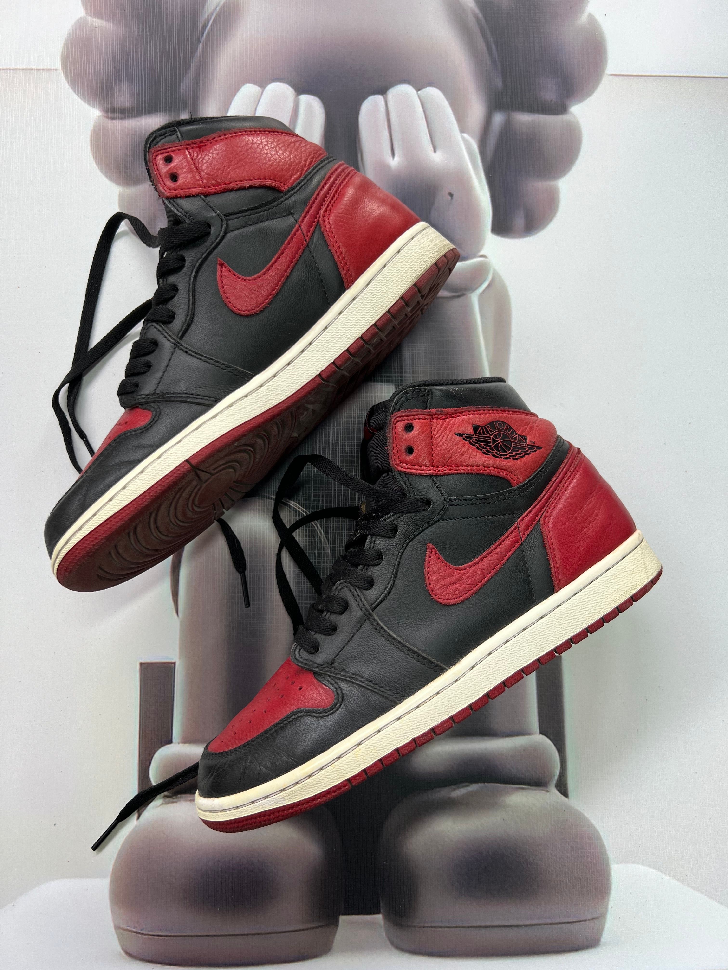 Nike Air Jordan 1 Retro High OG "Bred/Banned" (2016)