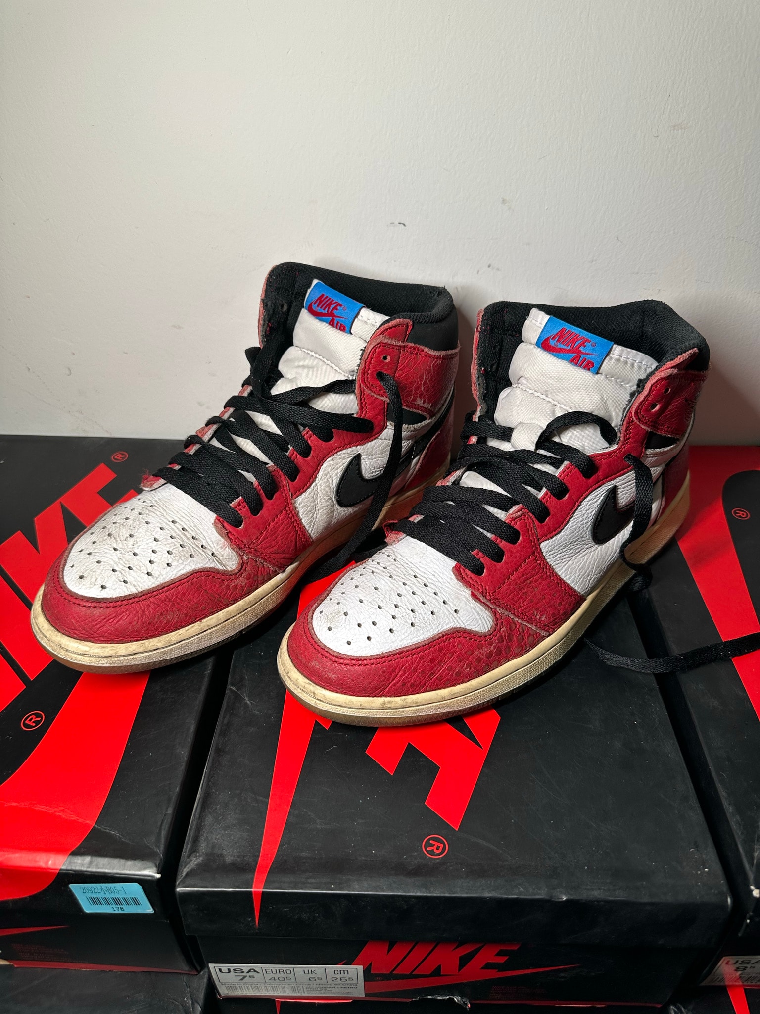 Spiderman × Nike Air Jordan 1 Origin Story "Gym Red/White/Photo Blue/Black"