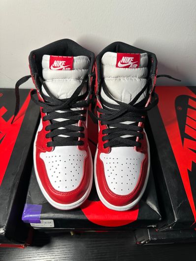 Nike Air Jordan 1 Retro High "Chicago" (2015)