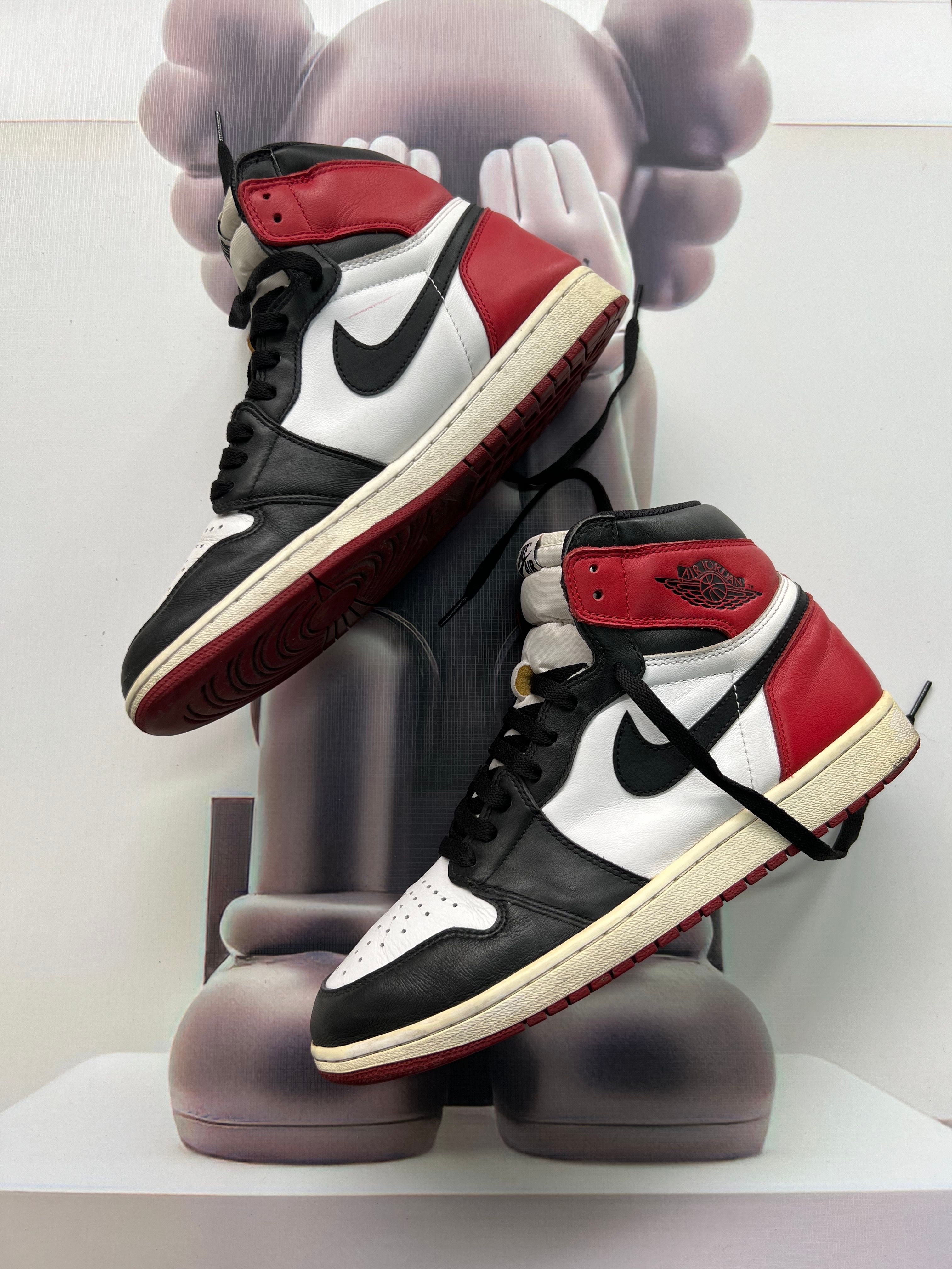 Nike Air Jordan 1 Retro High OG "Black Toe"(2016)