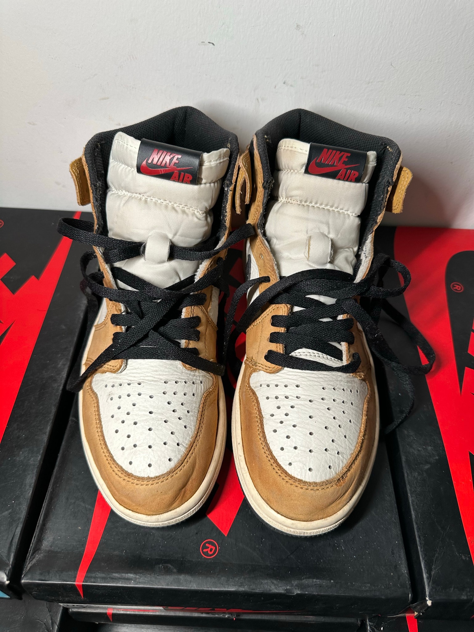 Nike Air Jordan 1 RETRO High "Rookie of The Year"