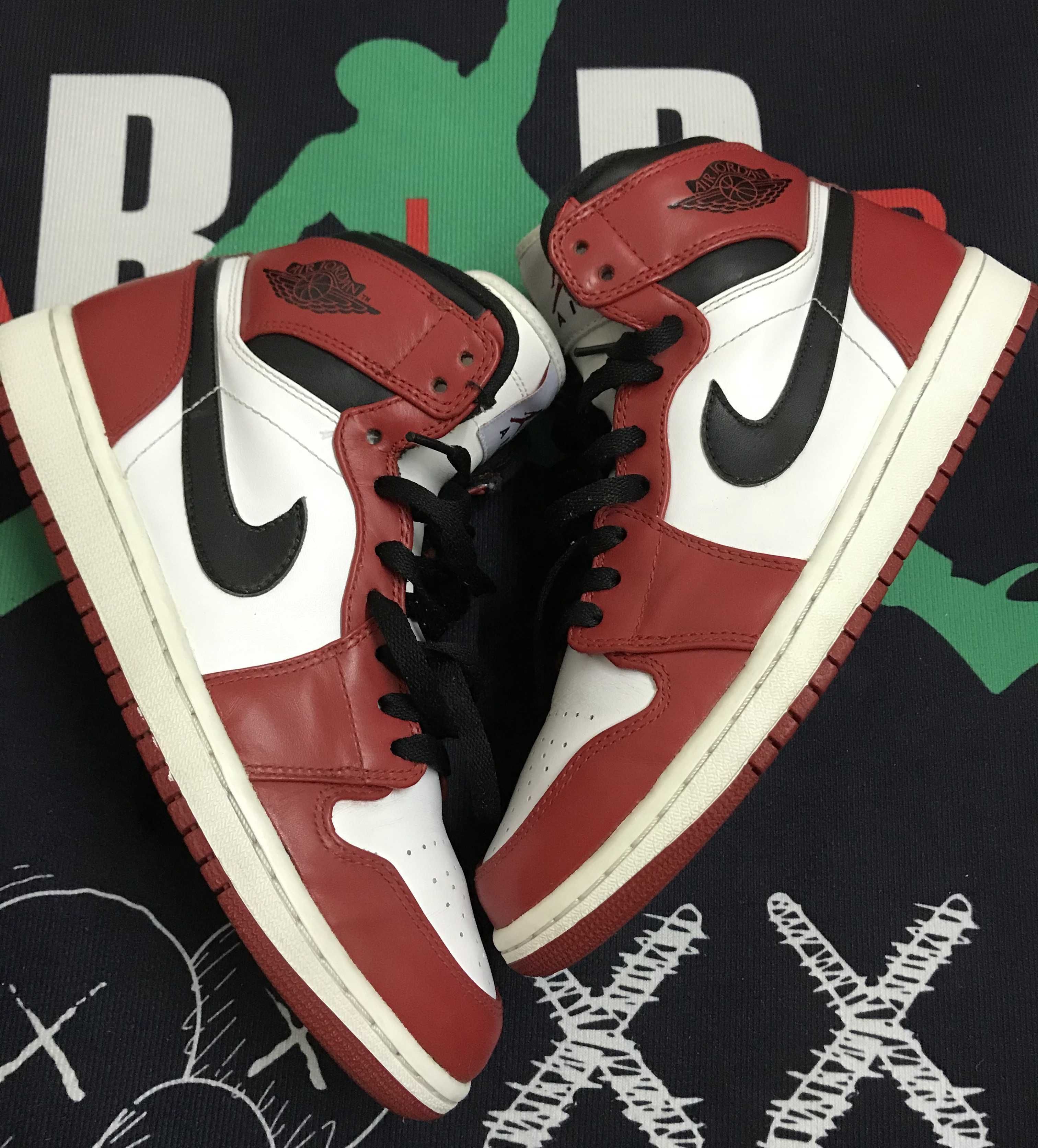 Nike Air Jordan 1 Retro High "Chicago" (2013)