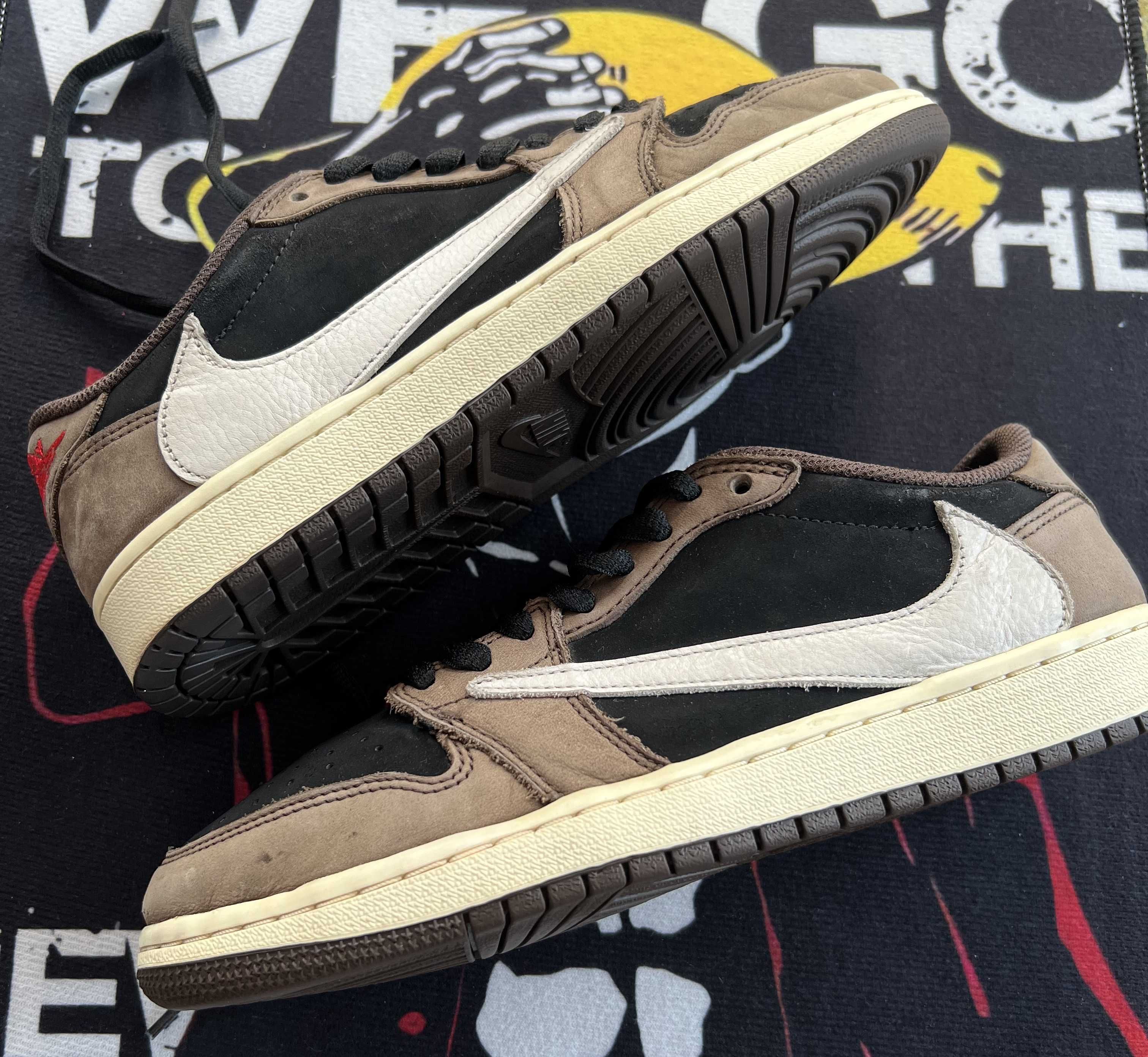 Travis Scott × Nike Air Jordan 1 Low OG SP-T  "Black/Dark Mocha"