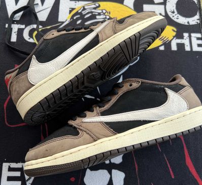 Travis Scott × Nike Air Jordan 1 Low OG SP-T "Black/Dark Mocha"