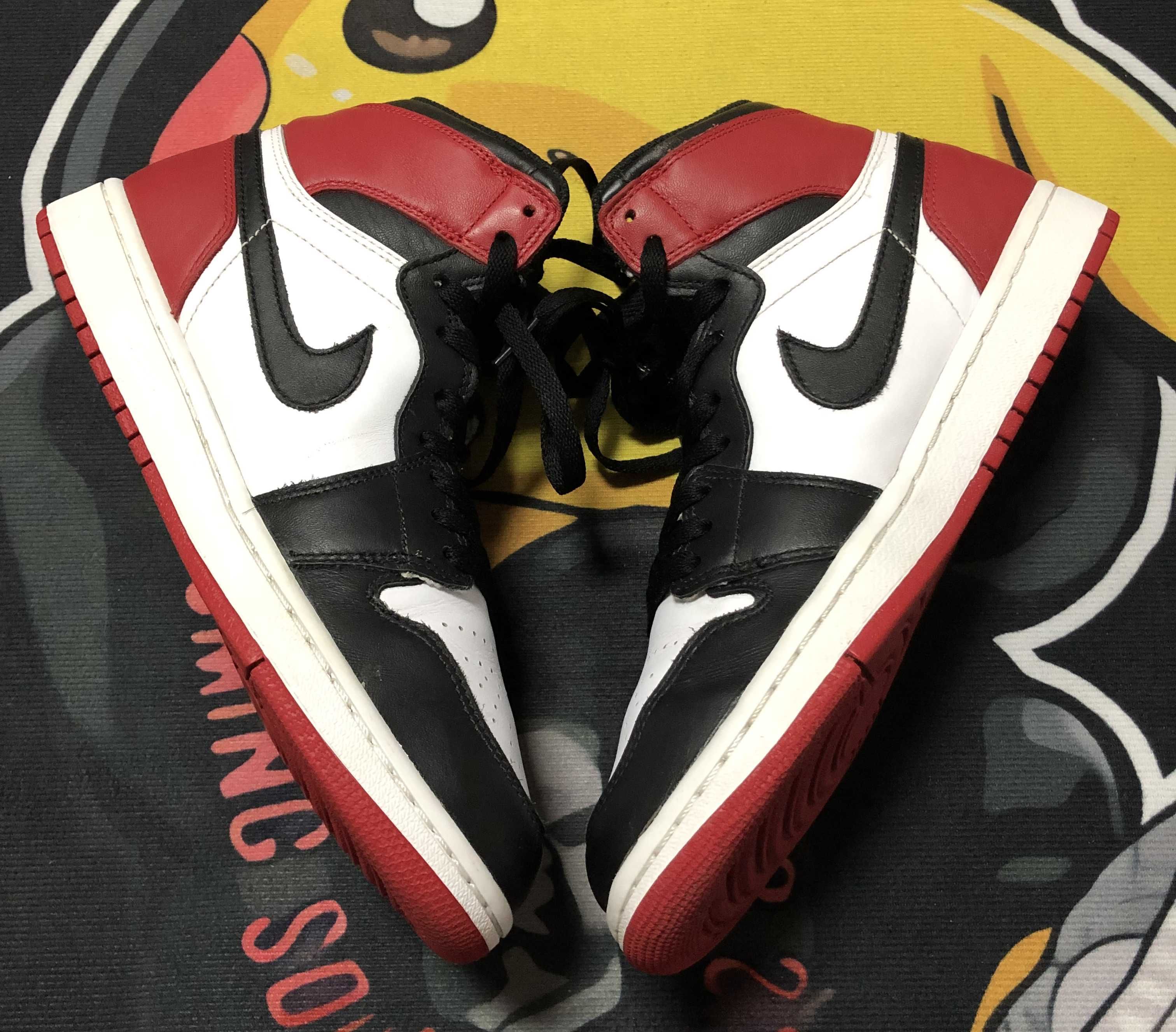 Nike Air Jordan 1 Retro High OG "Black Toe" (2013)