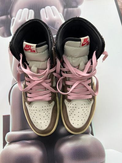 Travis Scott × Nike Air Jordan 1 Retro High OG TS SP "Sail/Dark Mocha"
