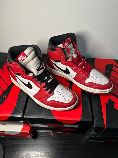 Nike Air Jordan 1 Retro High "Chicago" (2015)