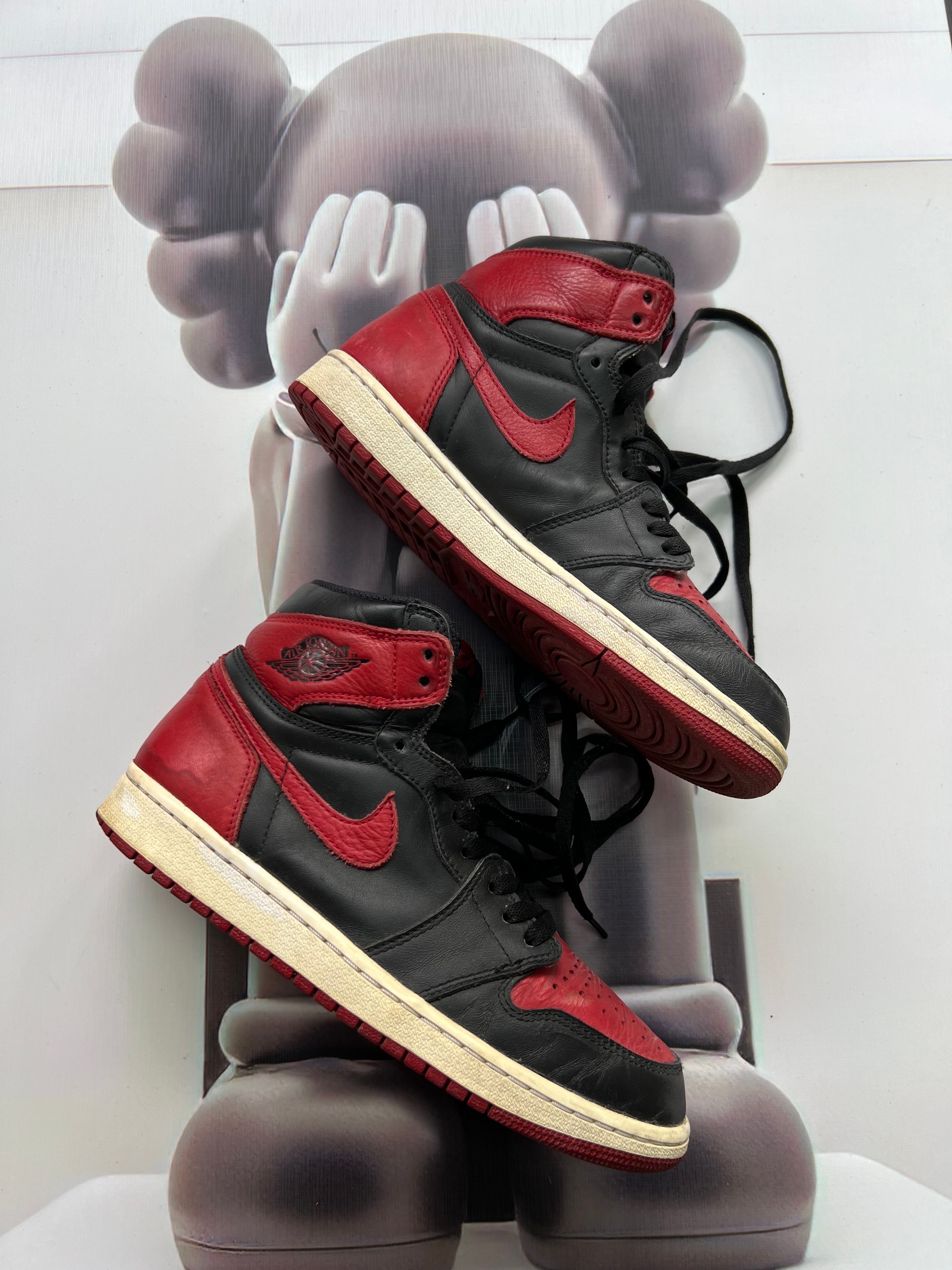 Nike Air Jordan 1 Retro High OG "Bred/Banned" (2016)