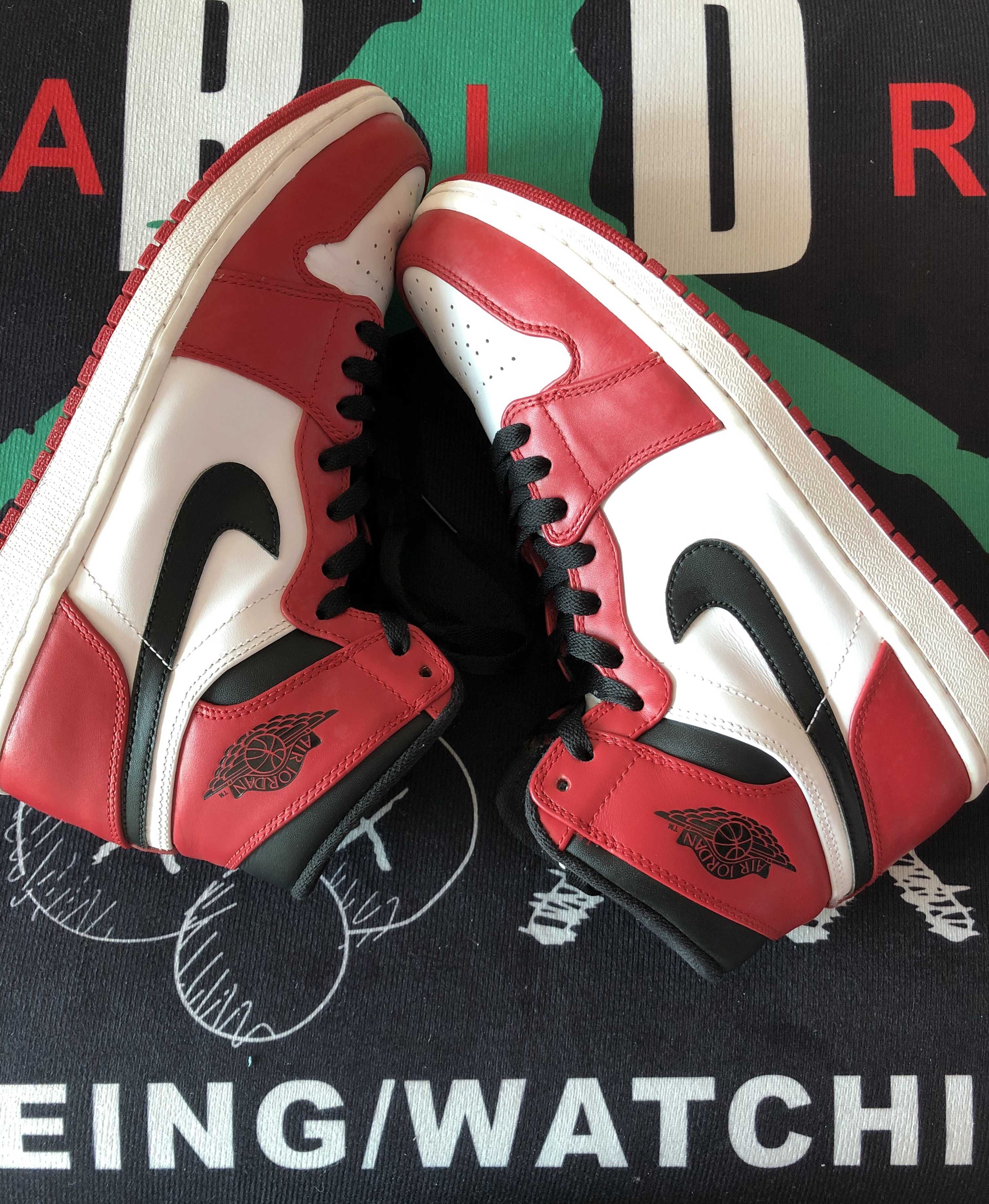 Nike Air Jordan 1 Retro High "Chicago" (2013)