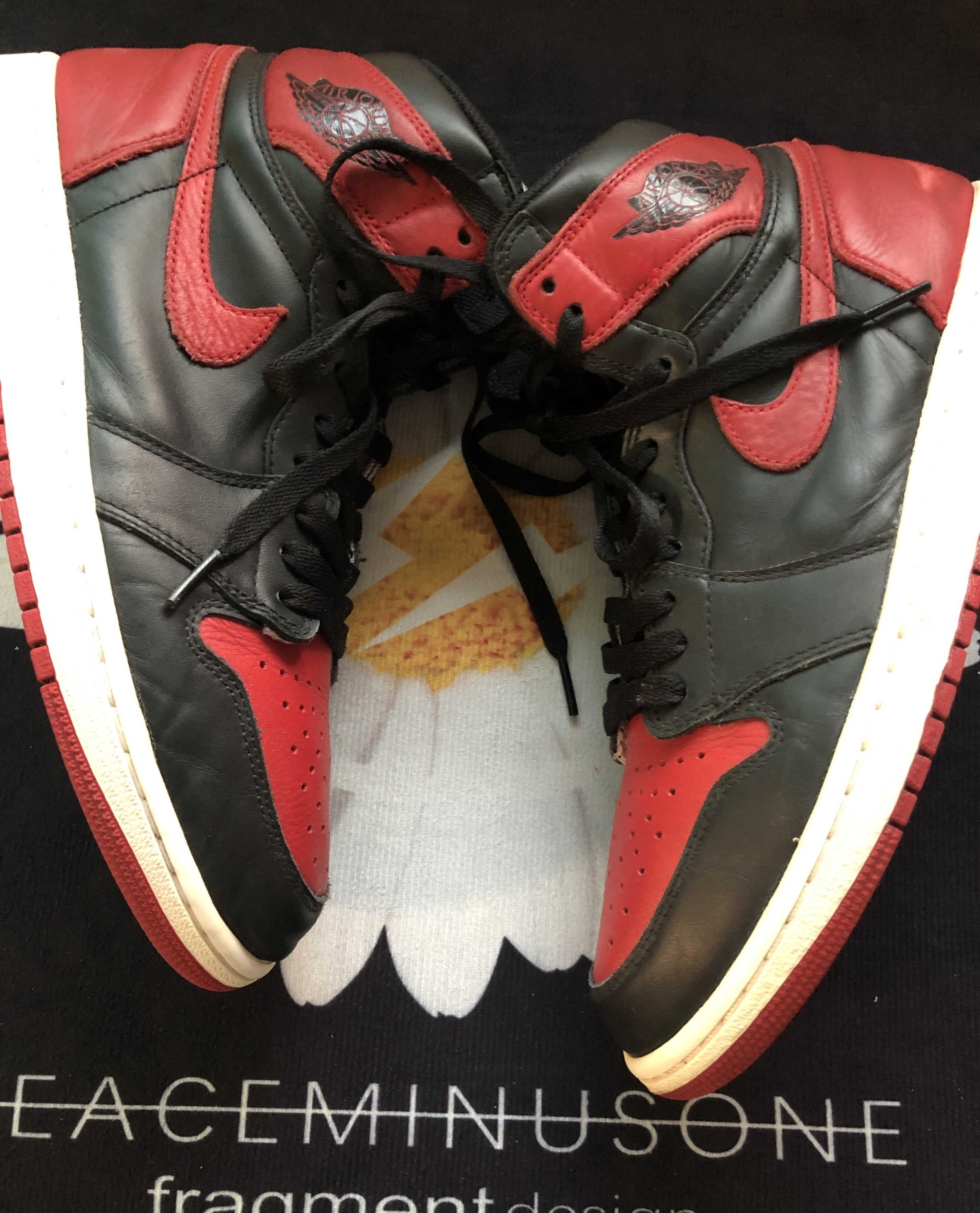 Nike Air Jordan 1 Retro High OG "Bred/Banned" (2016)