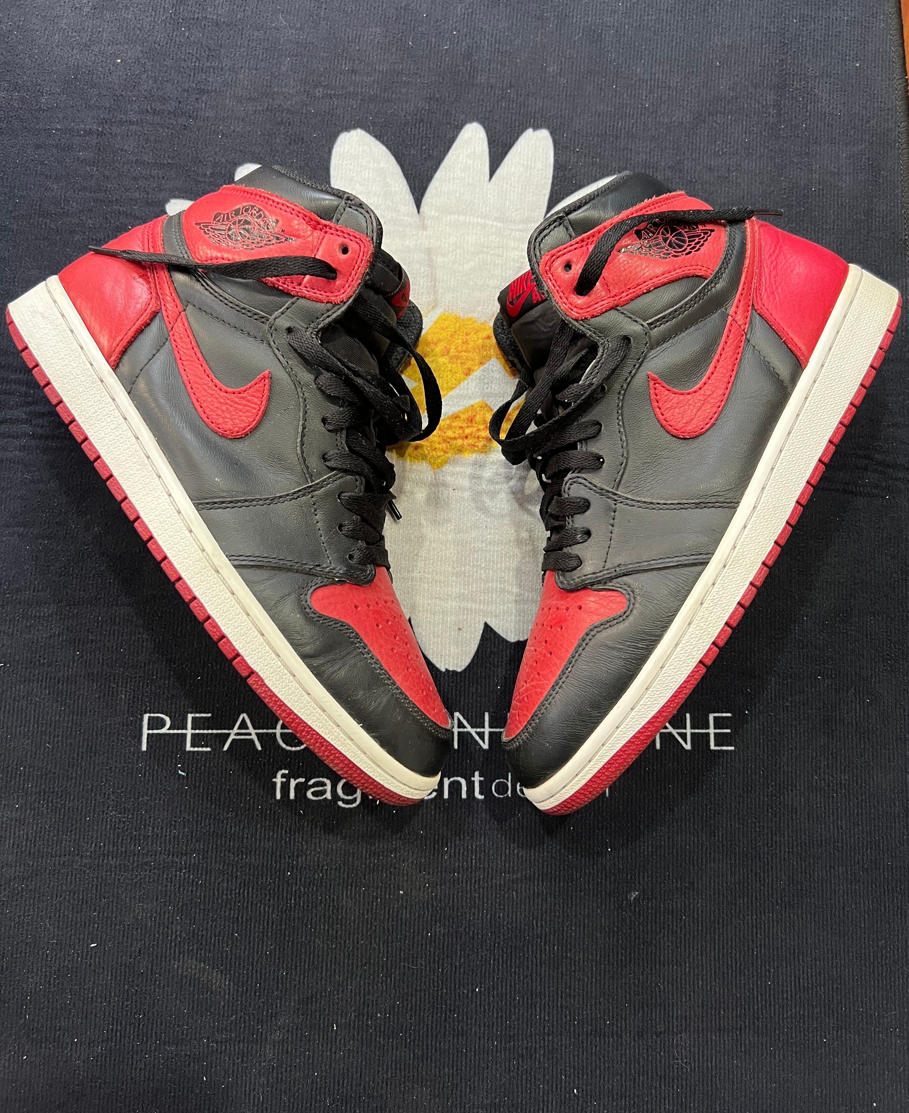 Nike Air Jordan 1 Retro High OG "Bred/Banned" (2016)