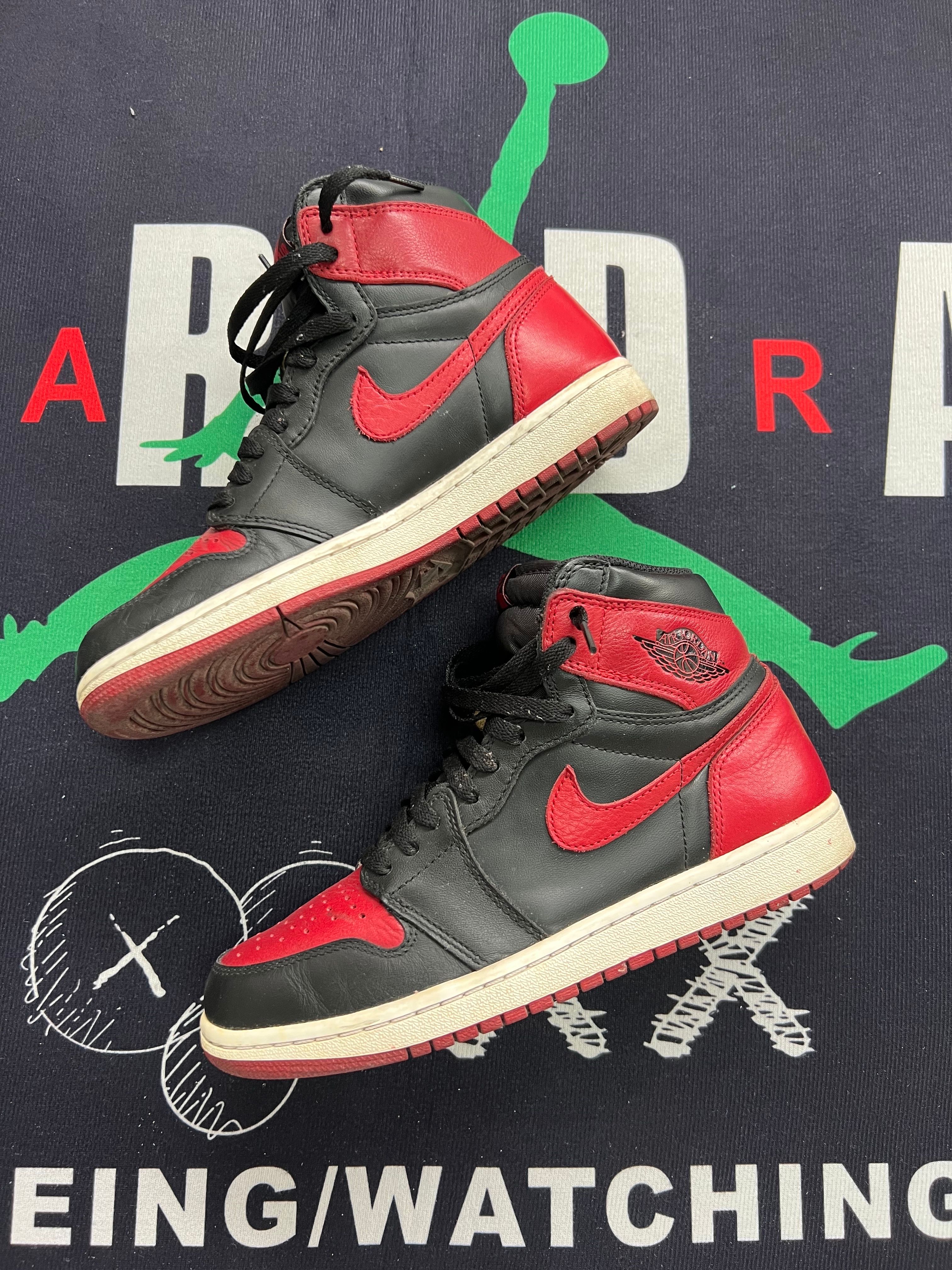 Nike Air Jordan 1 Retro High OG "Bred/Banned" (2016)