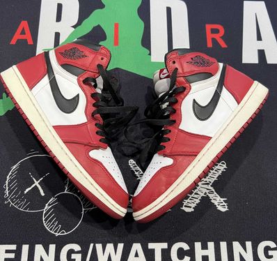 Nike Air Jordan 1 Retro High "Chicago" (2015)