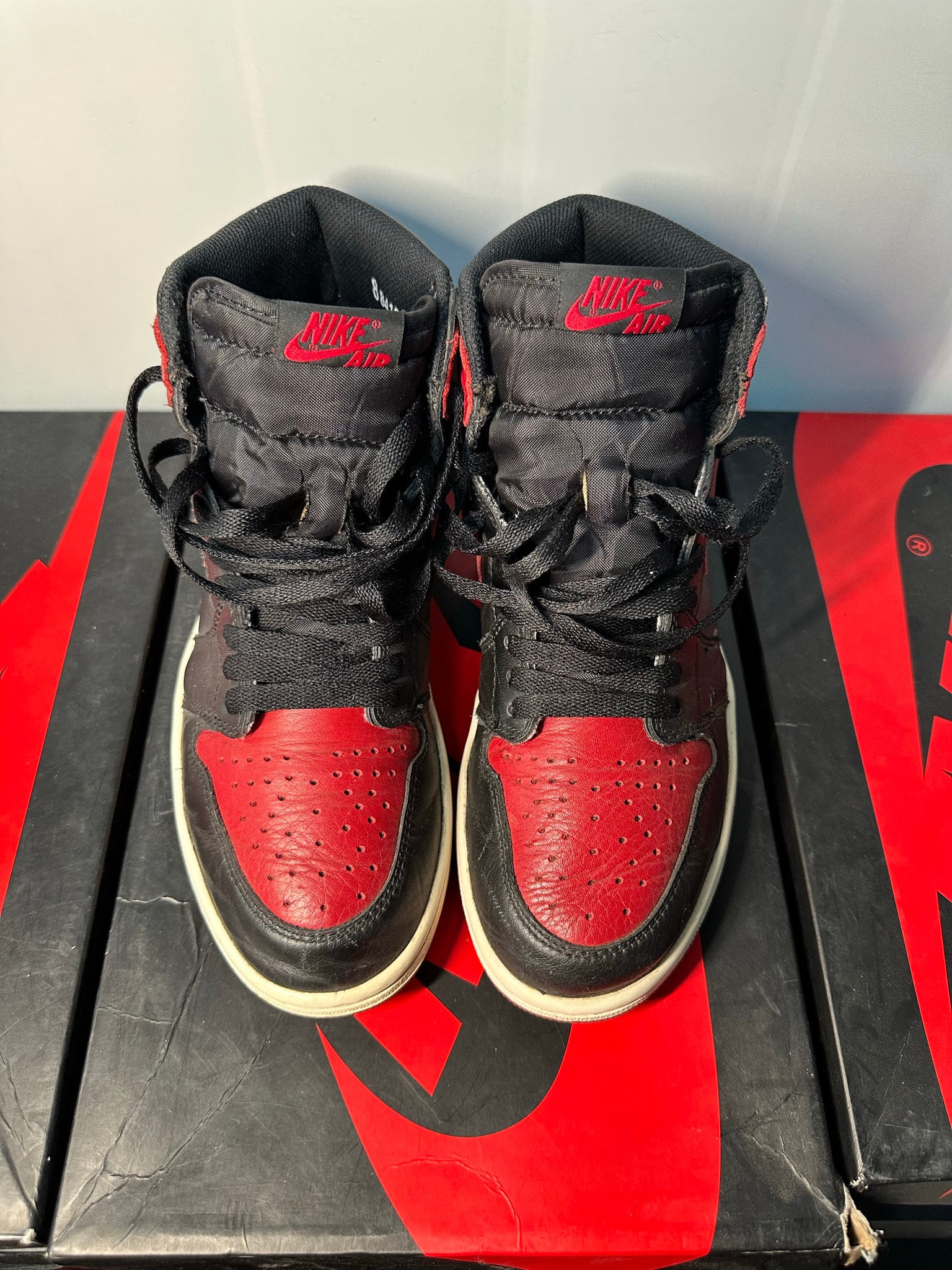 Nike Air Jordan 1 Retro High OG "Bred/Banned"