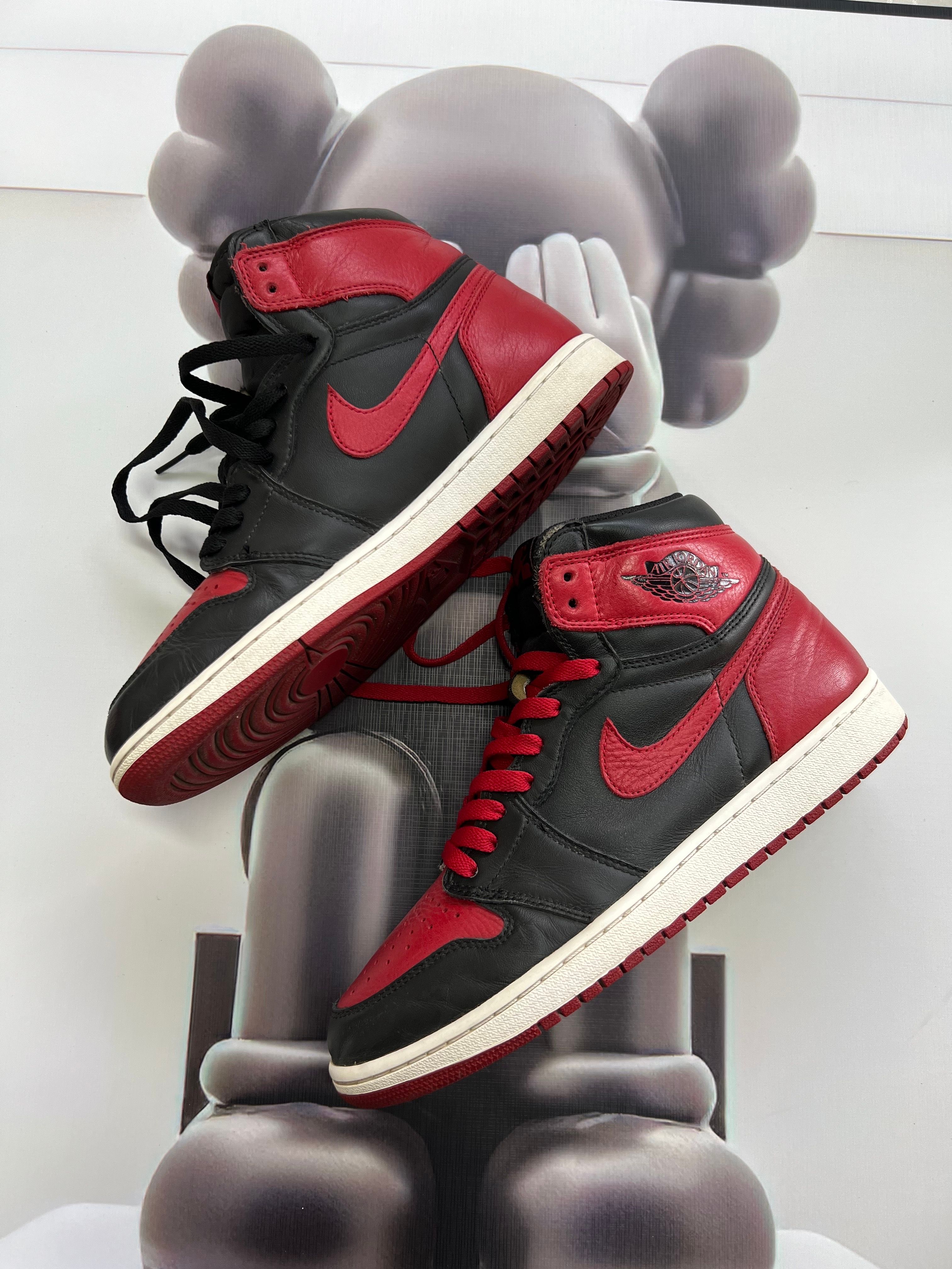 Nike Air Jordan 1 Retro High OG "Bred/Banned" (2016)