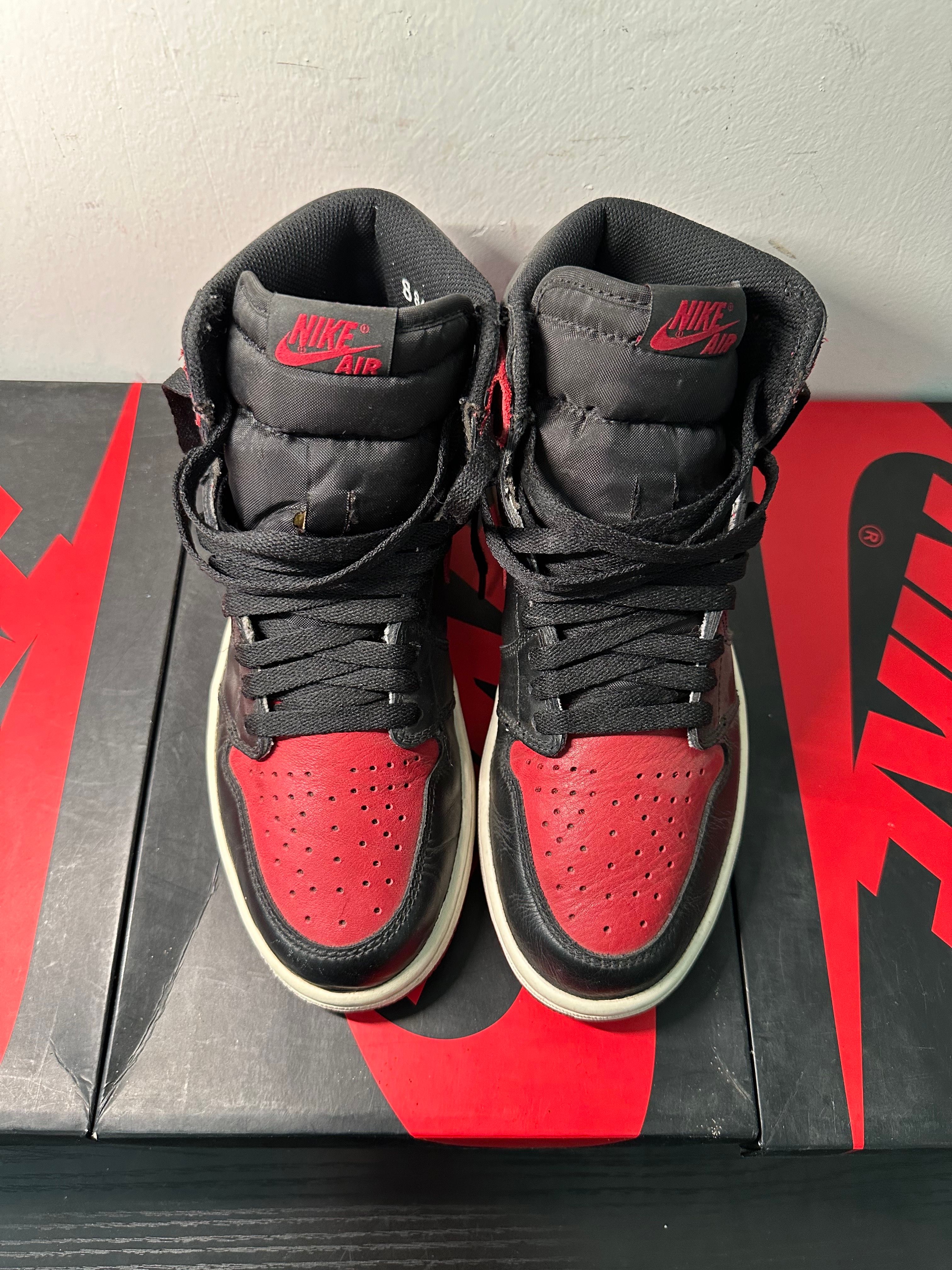 Nike Air Jordan 1 Retro High OG "Bred/Banned" (2016)