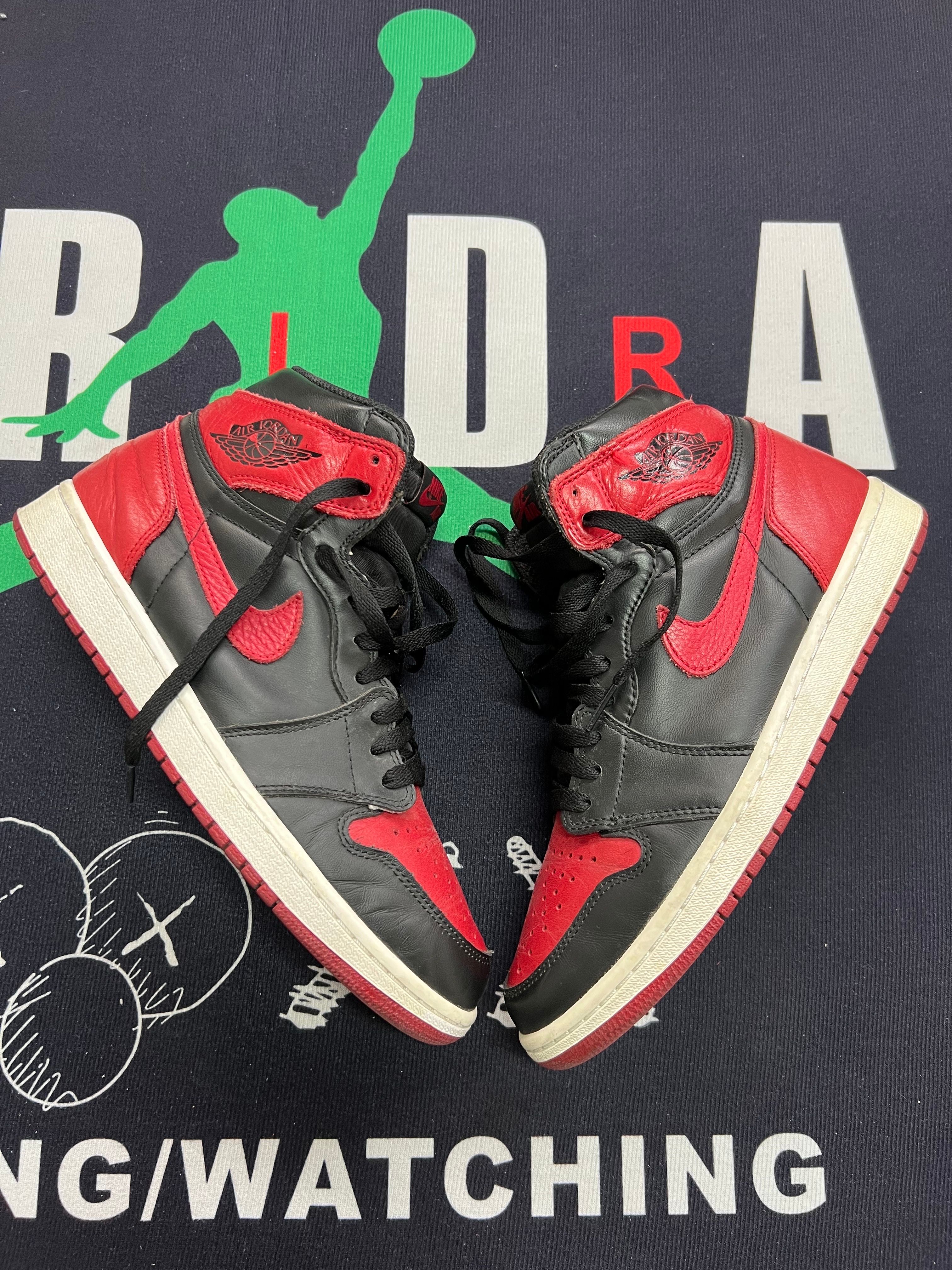 Nike Air Jordan 1 Retro High OG "Bred/Banned" (2016)