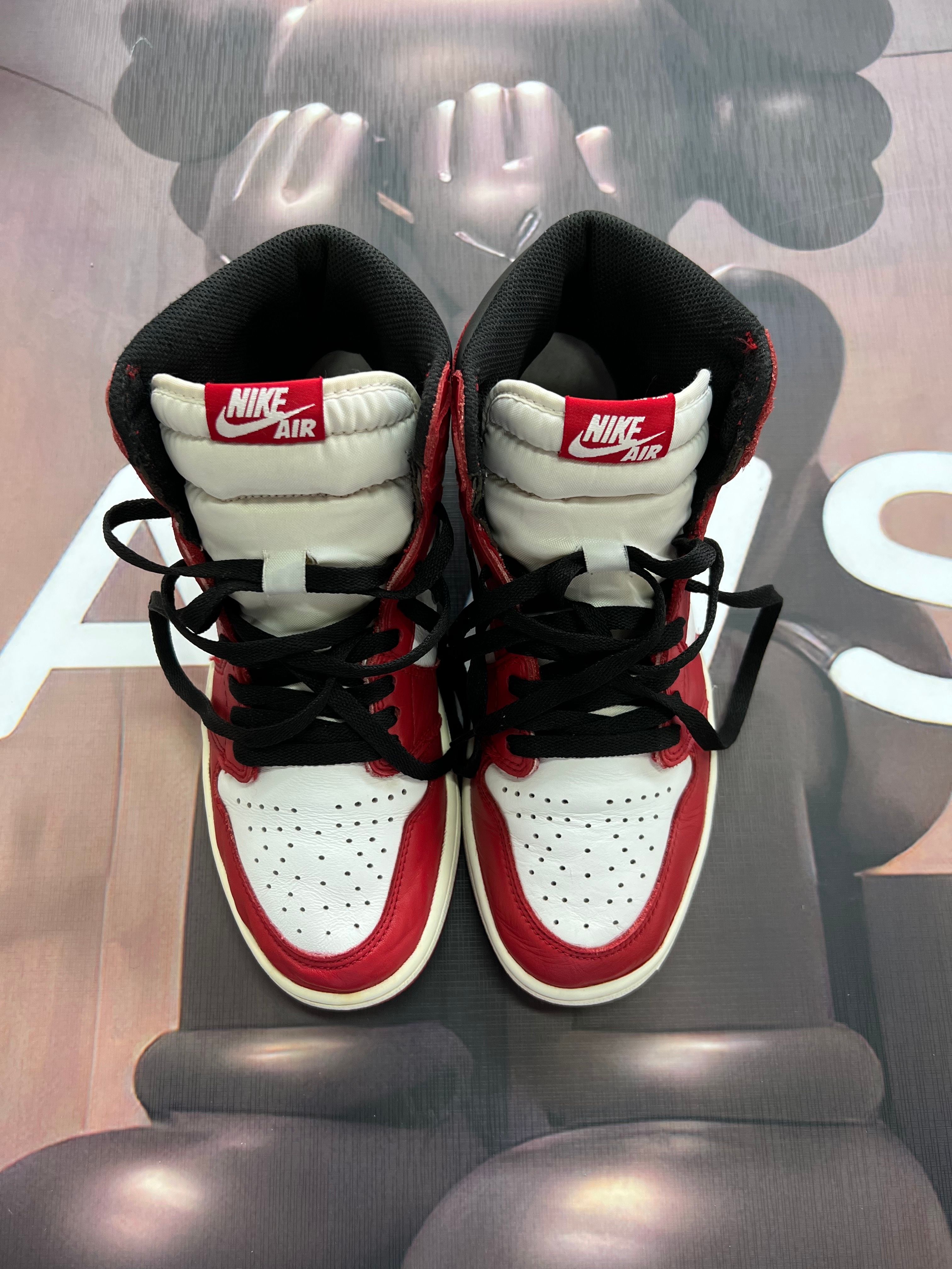 Nike Air Jordan 1 Retro High "Chicago" (2015)