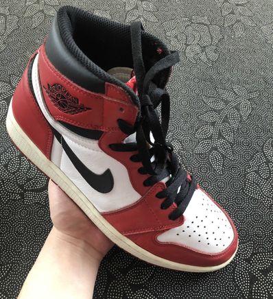 Nike Air Jordan 1 Retro High "Chicago" (2015)