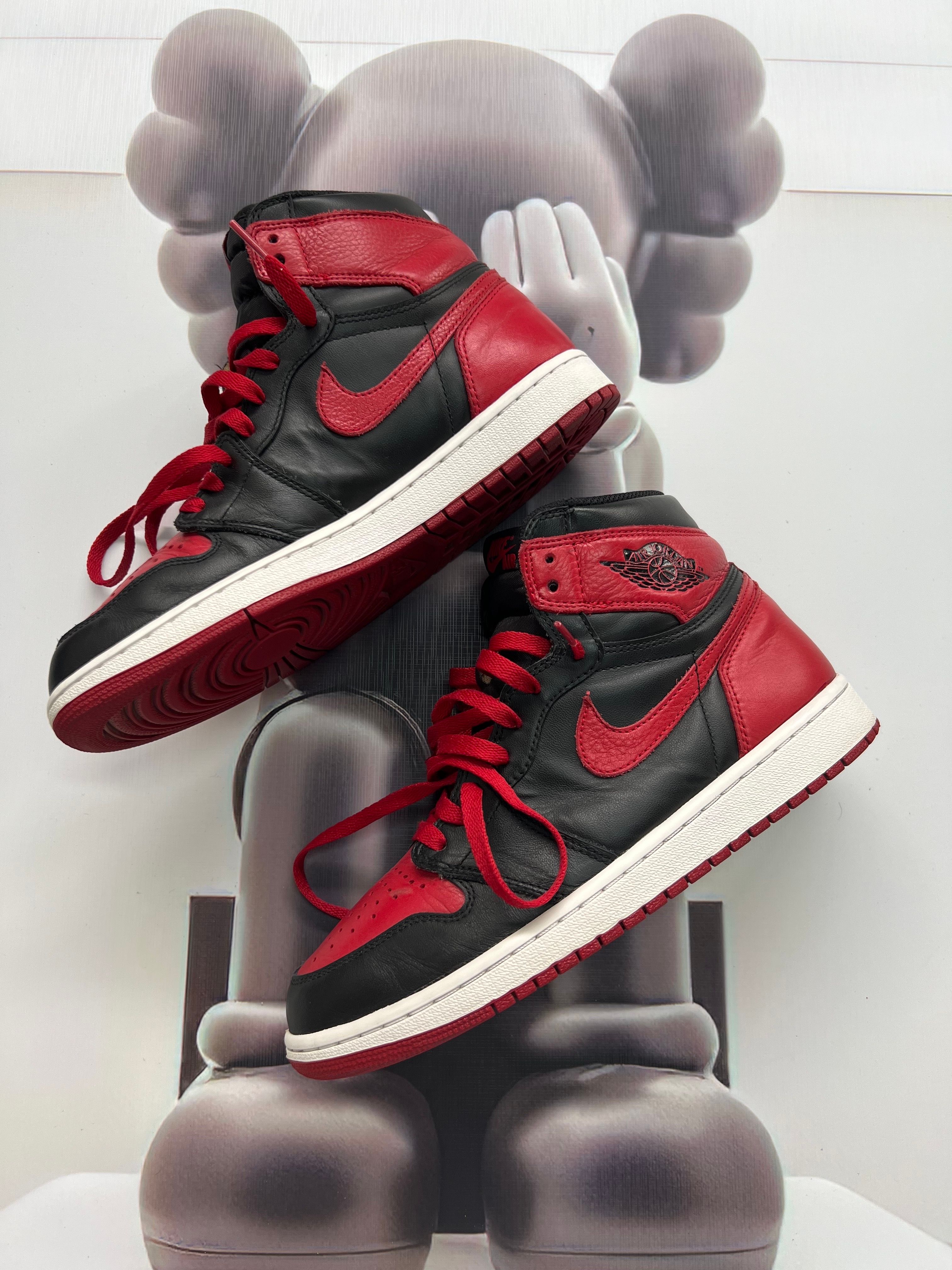 Nike Air Jordan 1 Retro High OG "Bred/Banned" (2016)