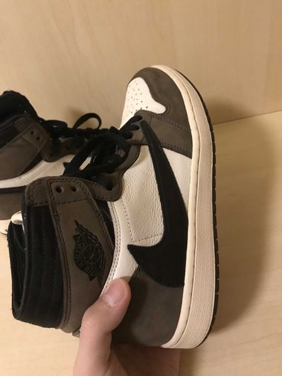 Travis Scott × Nike Air Jordan 1 Retro High OG TS SP "Sail/Dark Mocha"