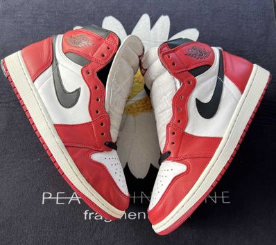 Nike Air Jordan 1 Retro High "Chicago" (2015)