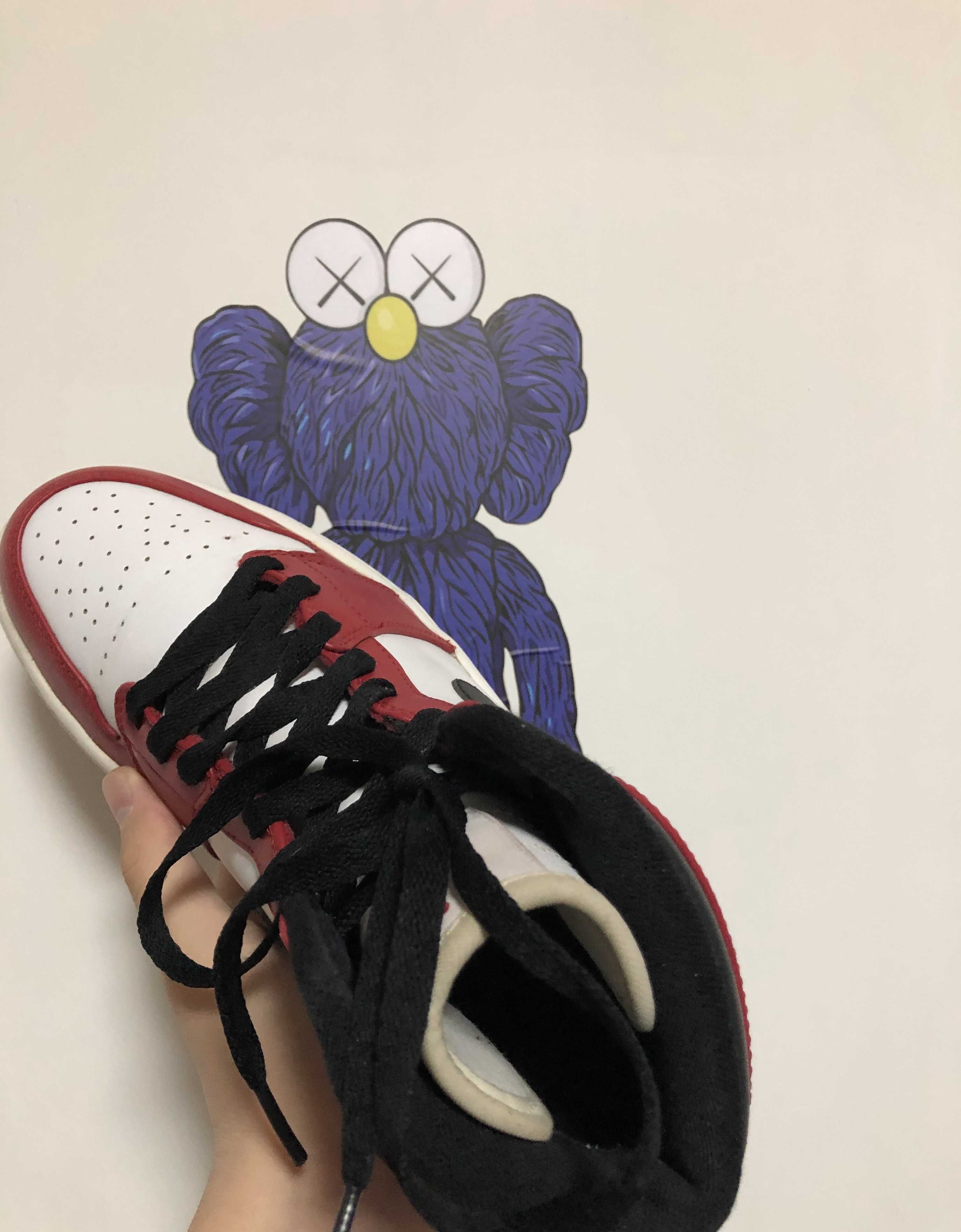 Nike Air Jordan 1 Retro High "Chicago" (2013)