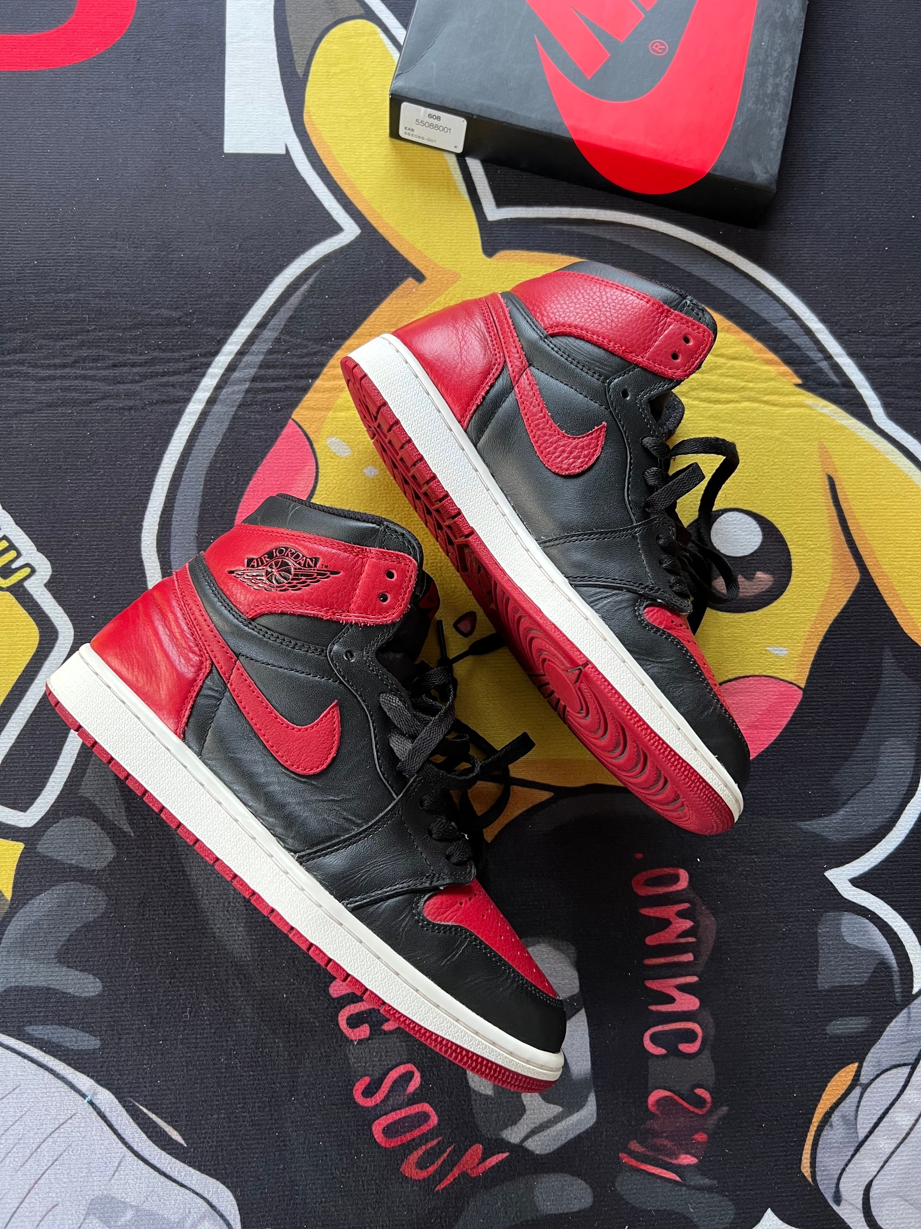 Nike Air Jordan 1 Retro High OG "Bred/Banned" (2016)