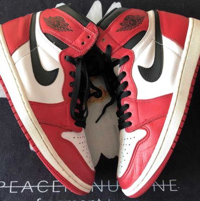 Nike Air Jordan 1 Retro High "Chicago" (2015)