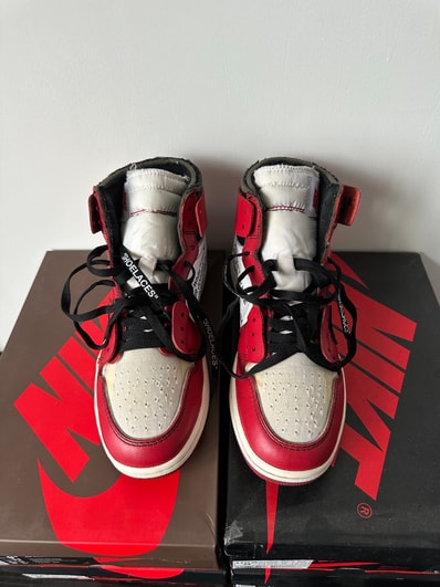 Off-White × Nike Air Jordan 1 Retro High The Ten "Chicago"