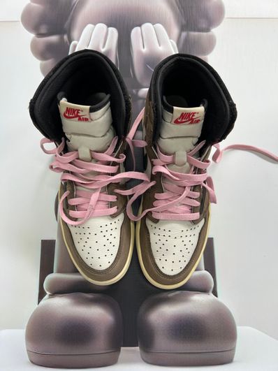 Travis Scott × Nike Air Jordan 1 Retro High OG TS SP "Sail/Dark Mocha"