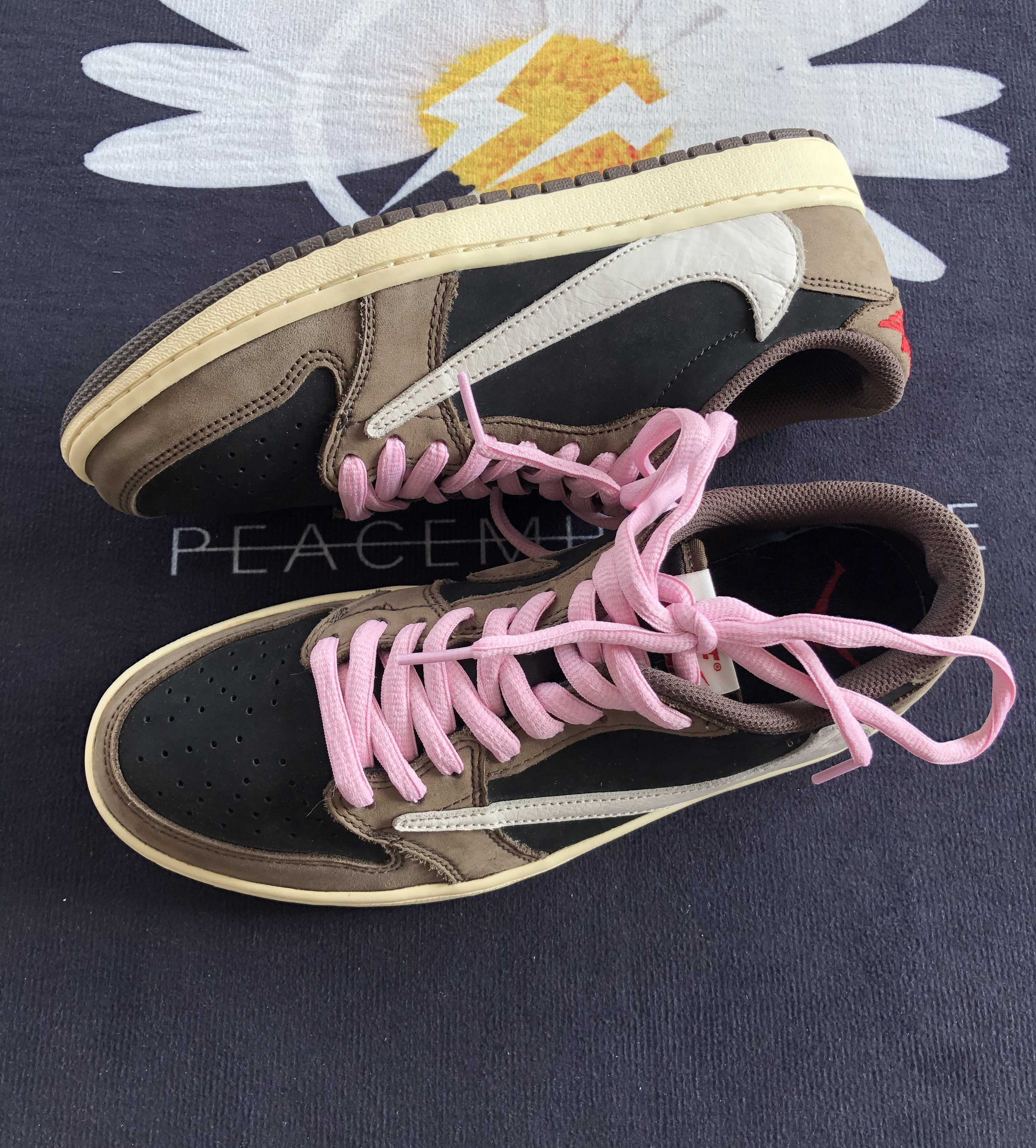 Travis Scott × Nike Air Jordan 1 Low OG SP-T "Black/Dark Mocha"