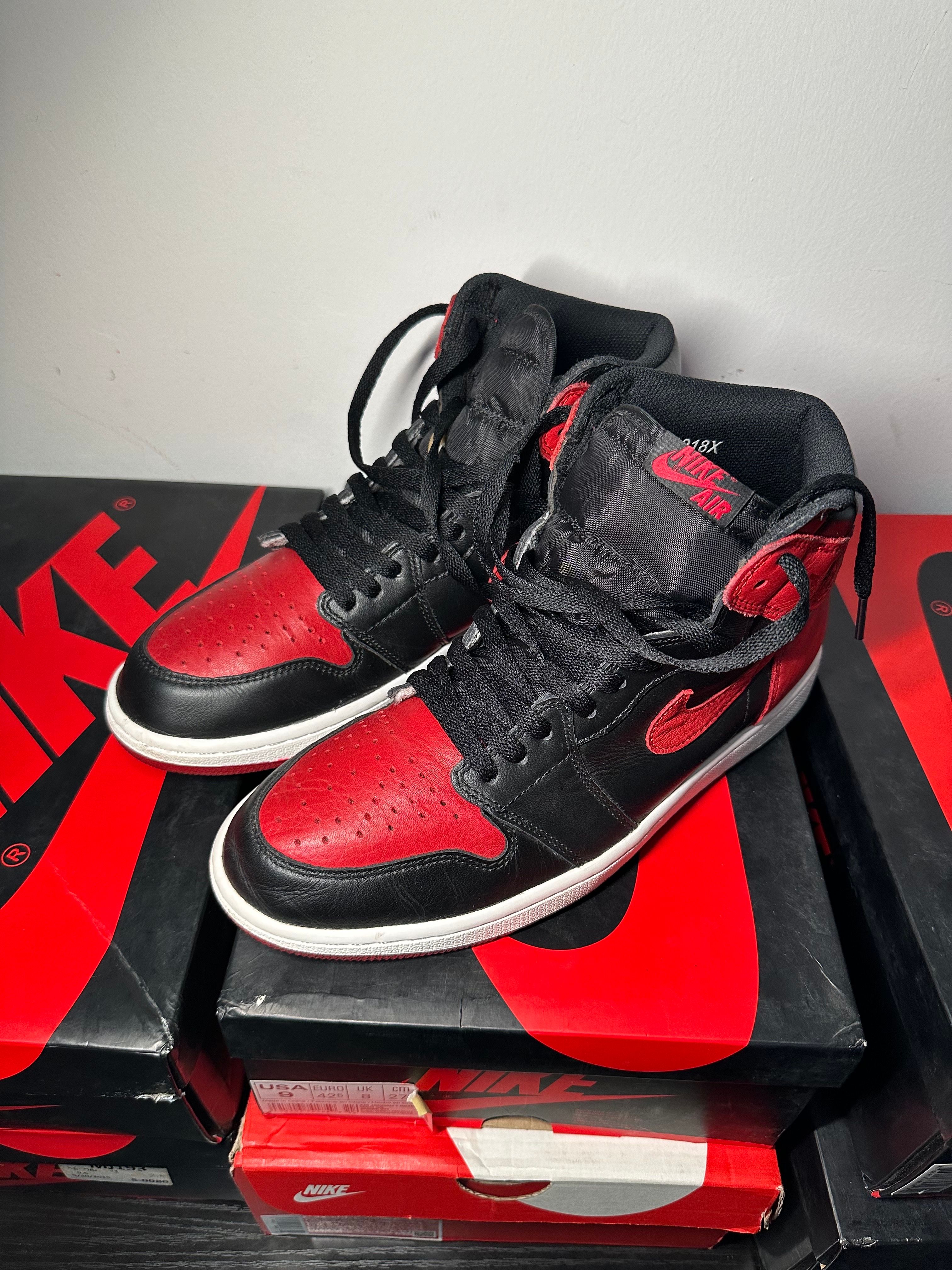 Nike Air Jordan 1 Retro High OG "Bred/Banned" (2016)