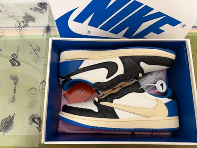 Travis Scott × fragment design × Nike Air Jordan 1 Low OG SP "Military Blue"