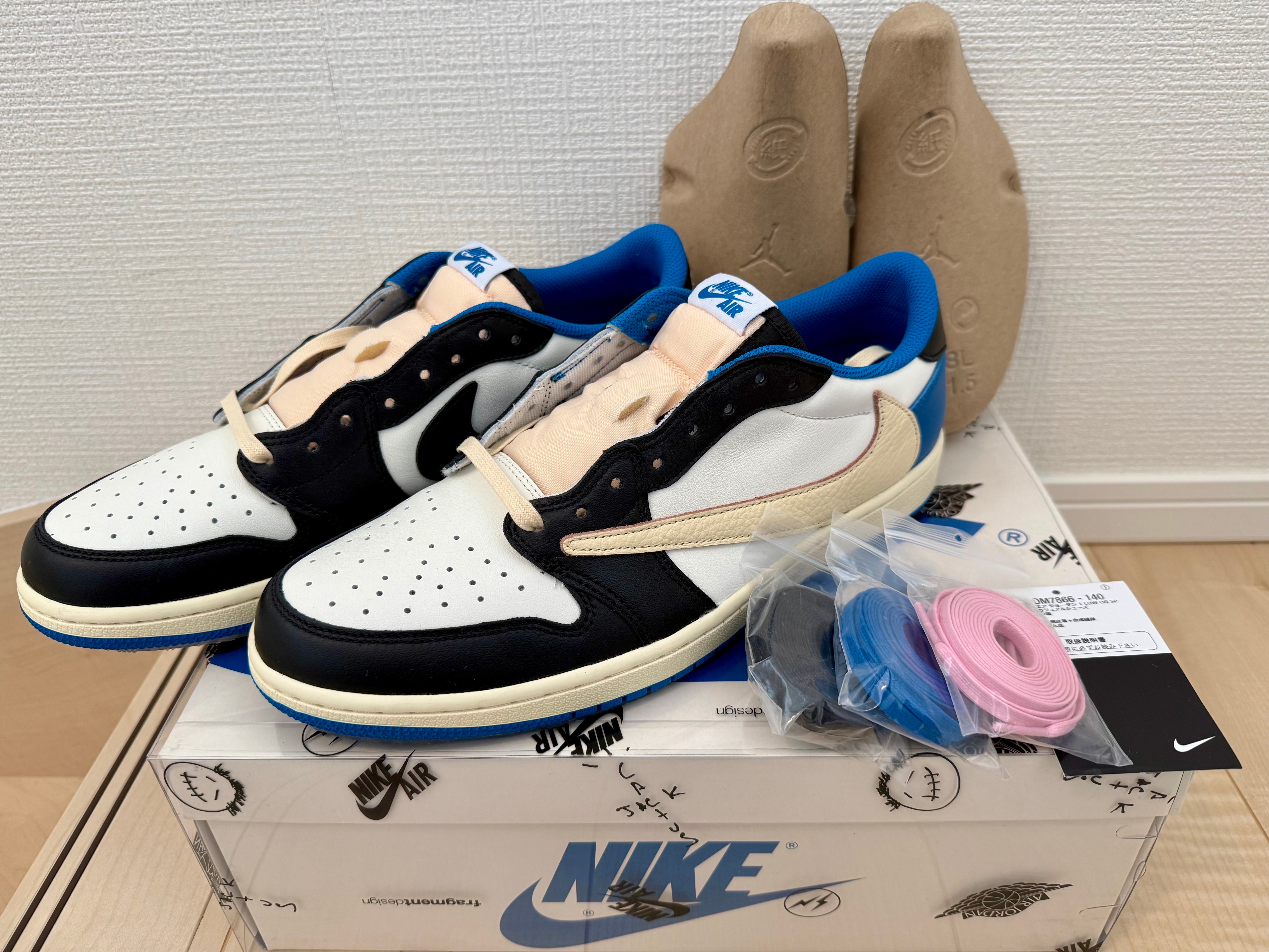 Travis Scott × fragment design × Nike Air Jordan 1 Low OG SP "Military Blue"