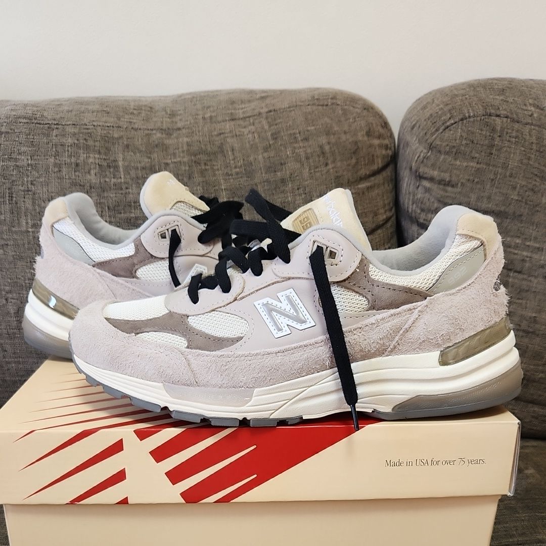 New Balance 992 "Moonrock/Mushroom"